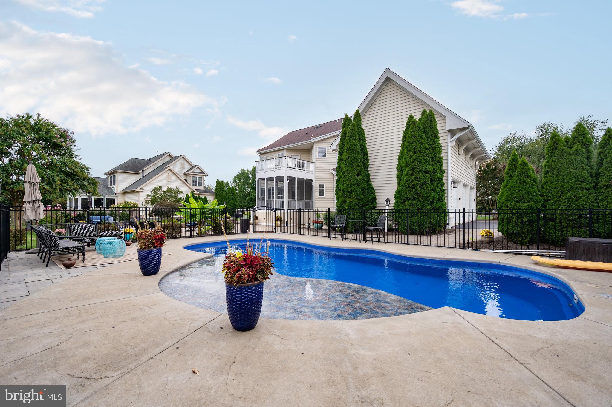 WILD MEADOW - Residential