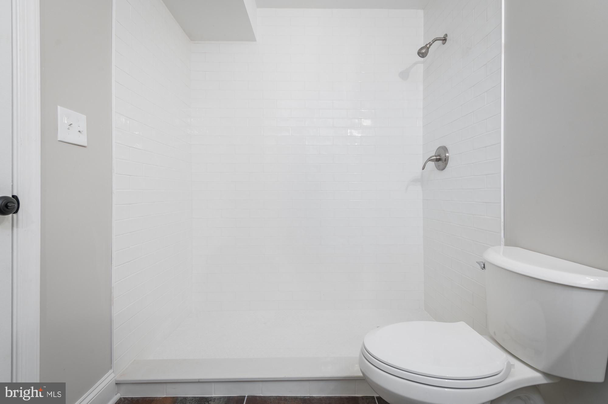 BOLTON HILL HISTORIC DISTRICT - Residential Lease