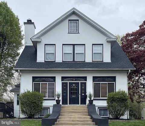 Photo of 917 Bellevue Avenue, PENNDEL, PA 19047 (MLS # PABU2118086)