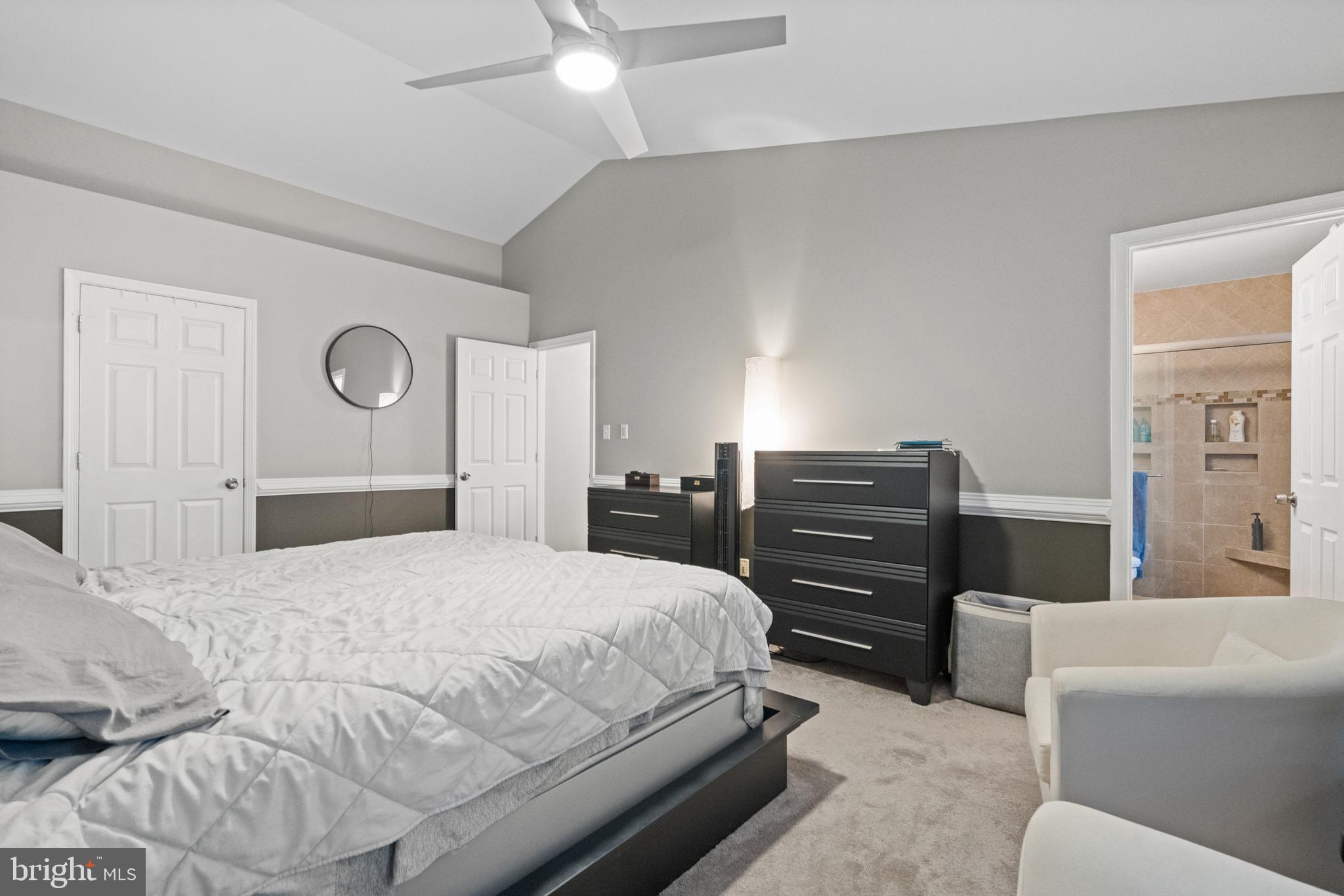 AUTUMN GLEN AT FOUR SEASONS - Residential