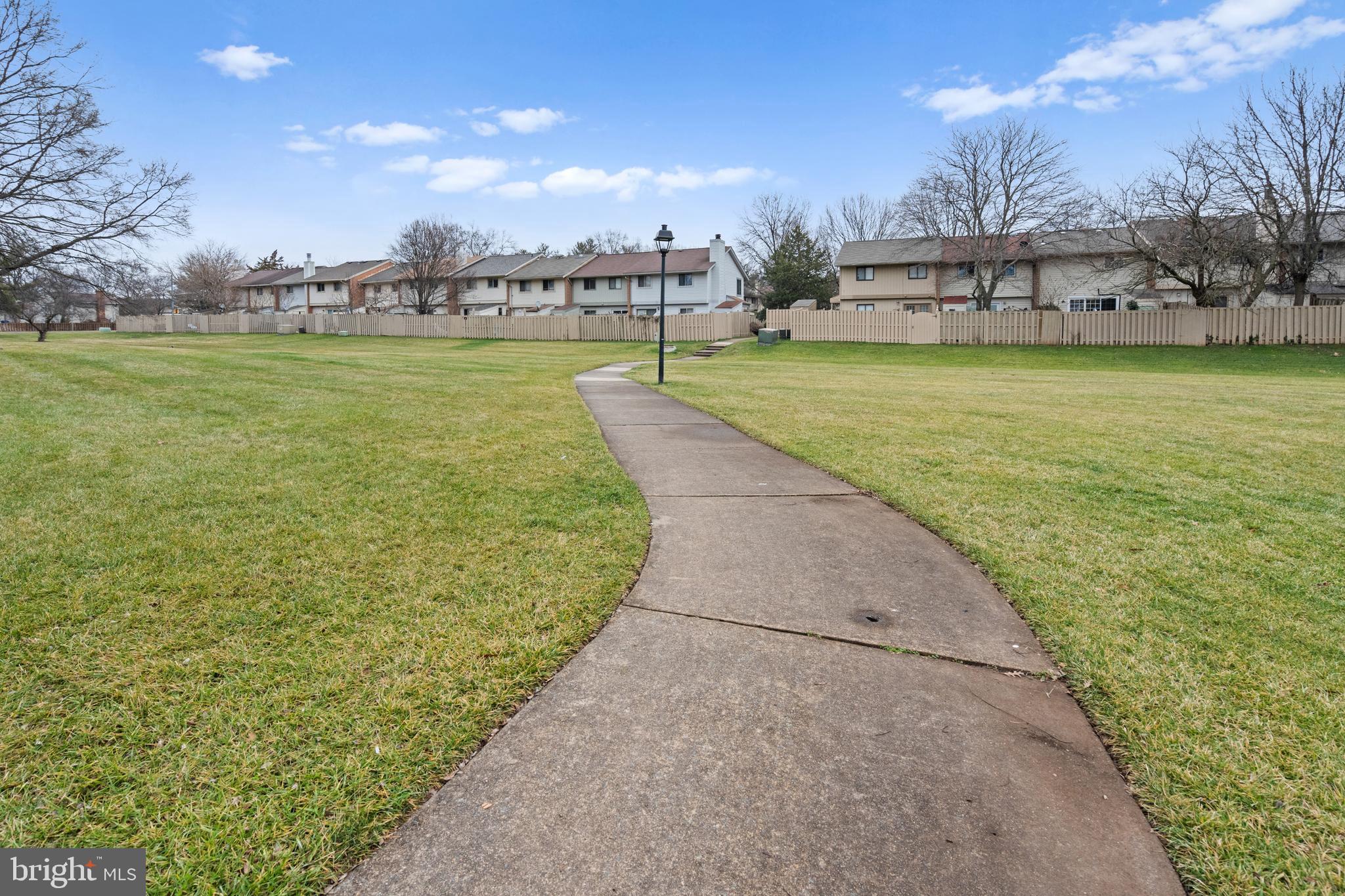 AUTUMN GLEN AT FOUR SEASONS - Residential