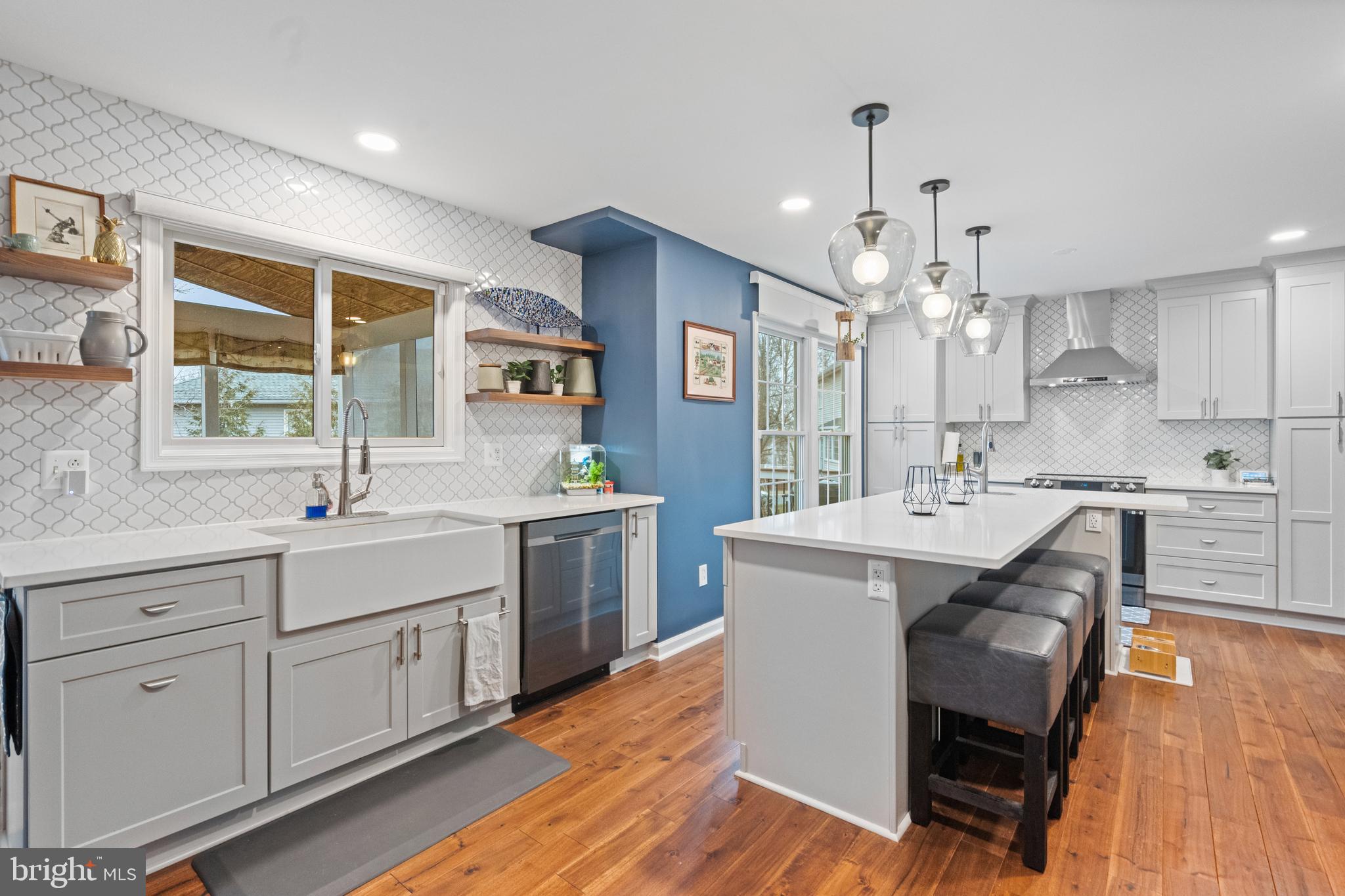 AUTUMN GLEN AT FOUR SEASONS - Residential