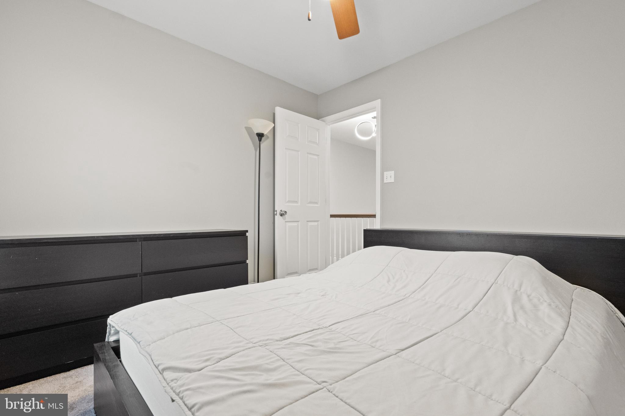 AUTUMN GLEN AT FOUR SEASONS - Residential