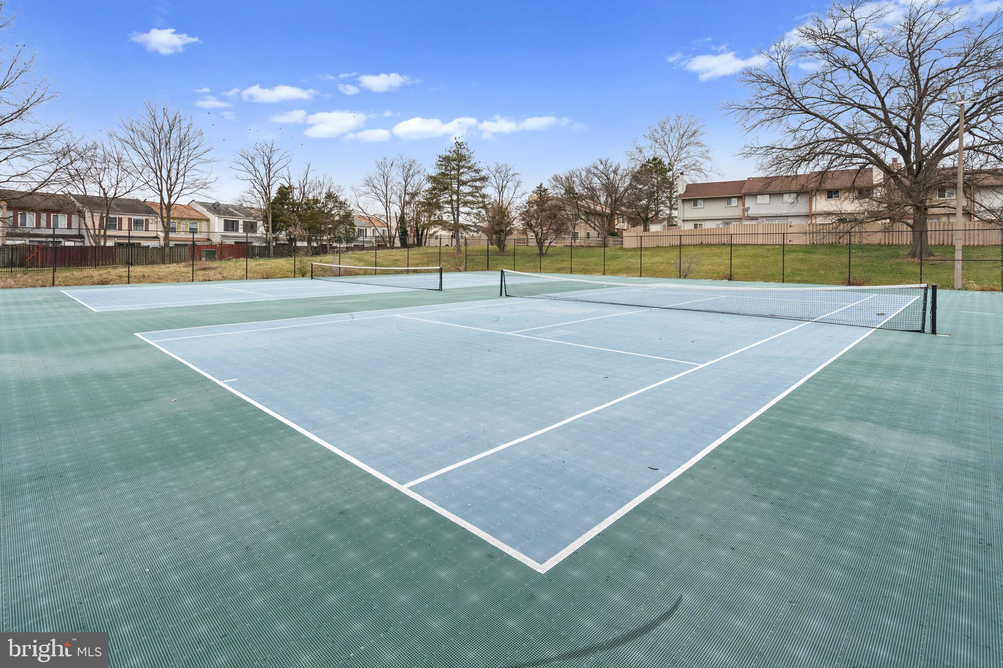 AUTUMN GLEN AT FOUR SEASONS - Residential