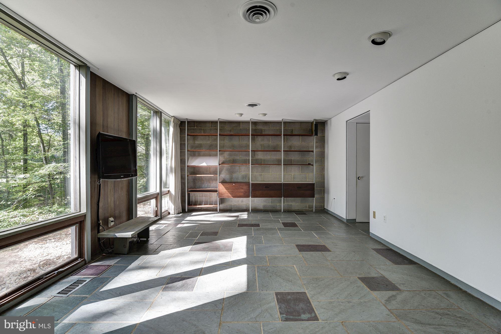 BANNOCKBURN - Residential