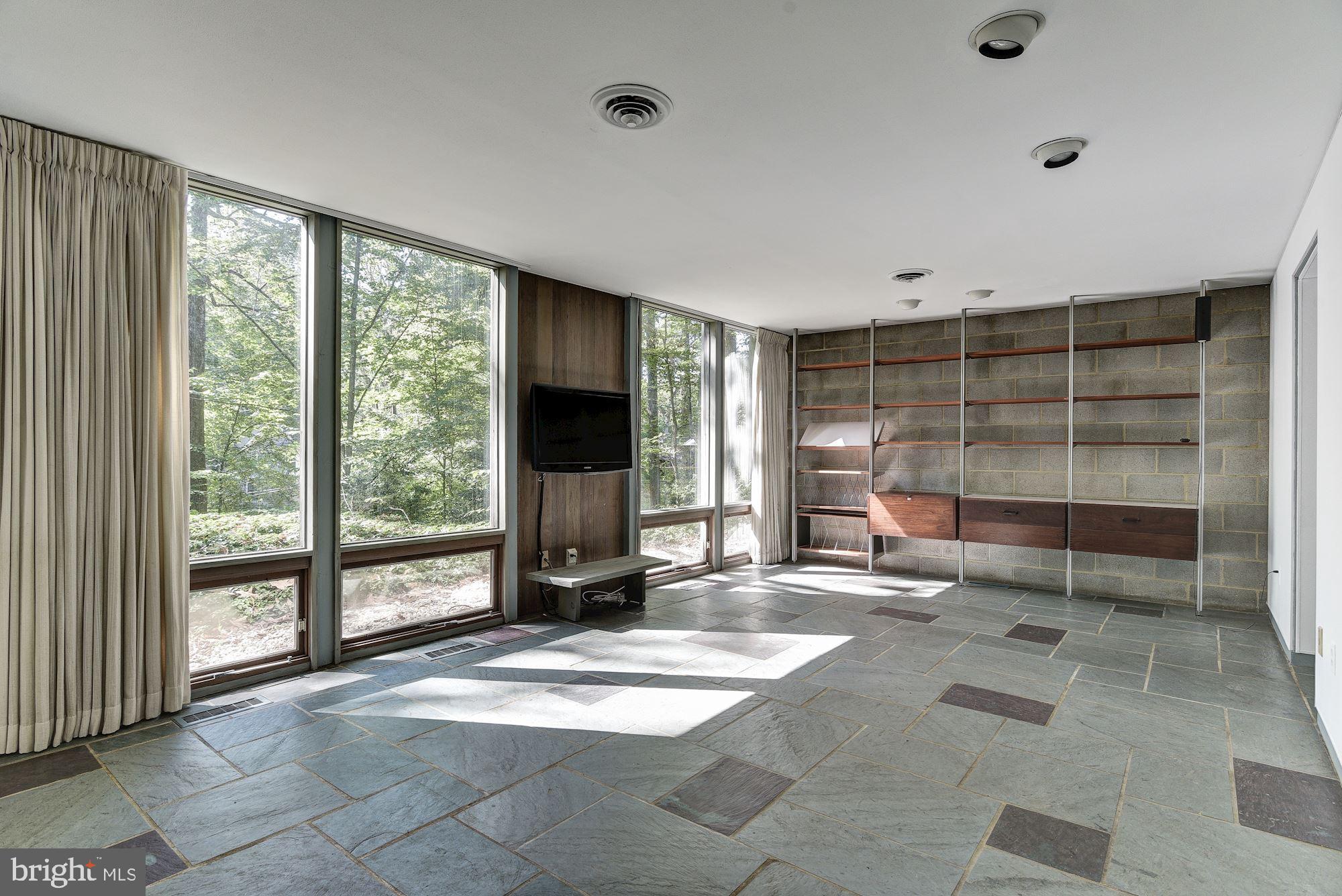 BANNOCKBURN - Residential