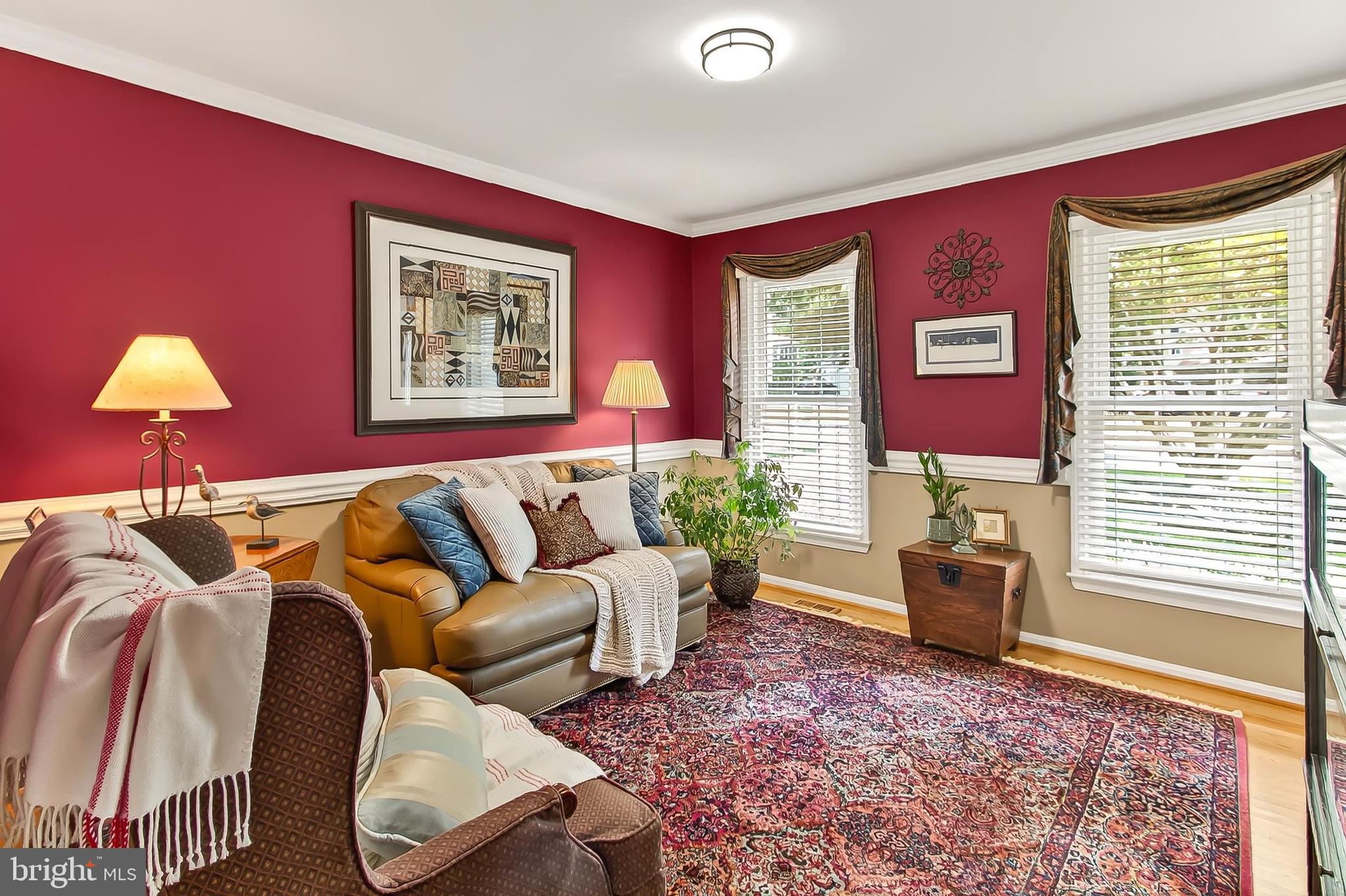 7204 MING TREE COURT