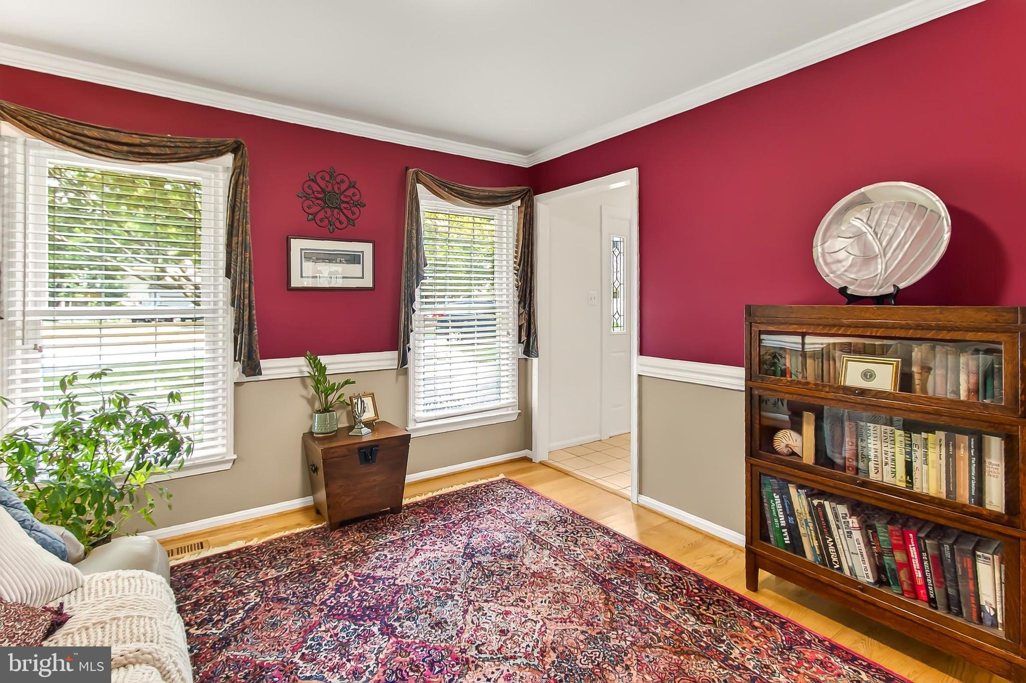 7204 MING TREE COURT