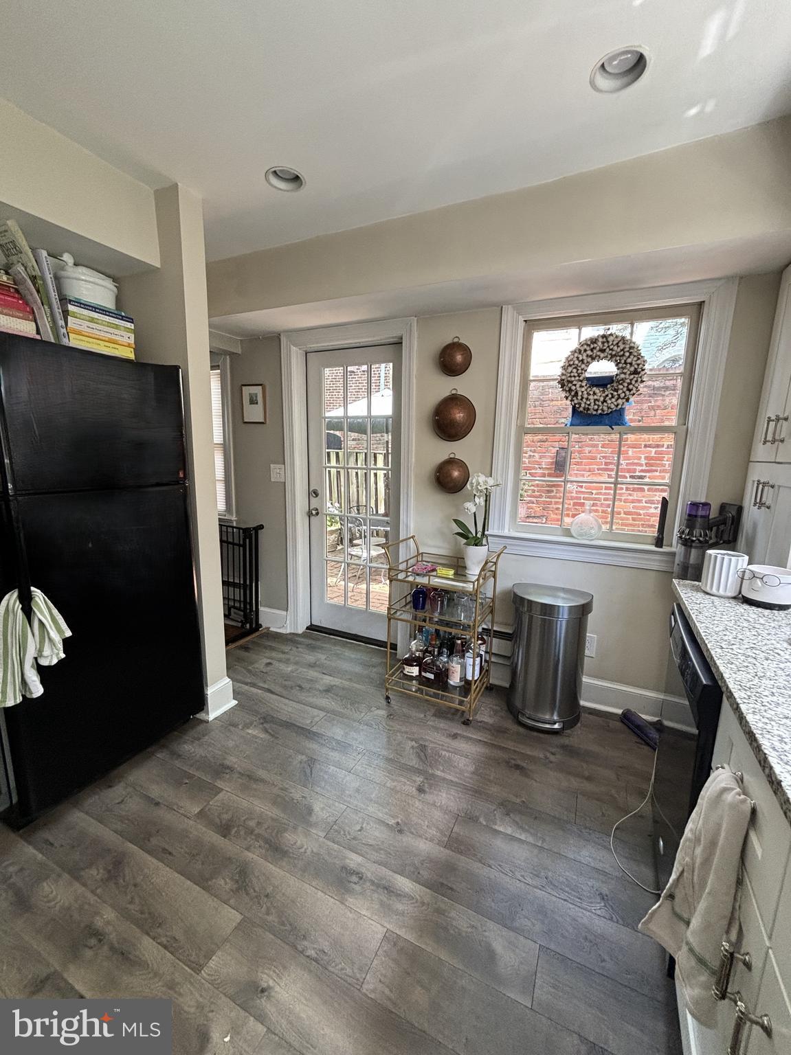 OLD TOWN - Residential Lease