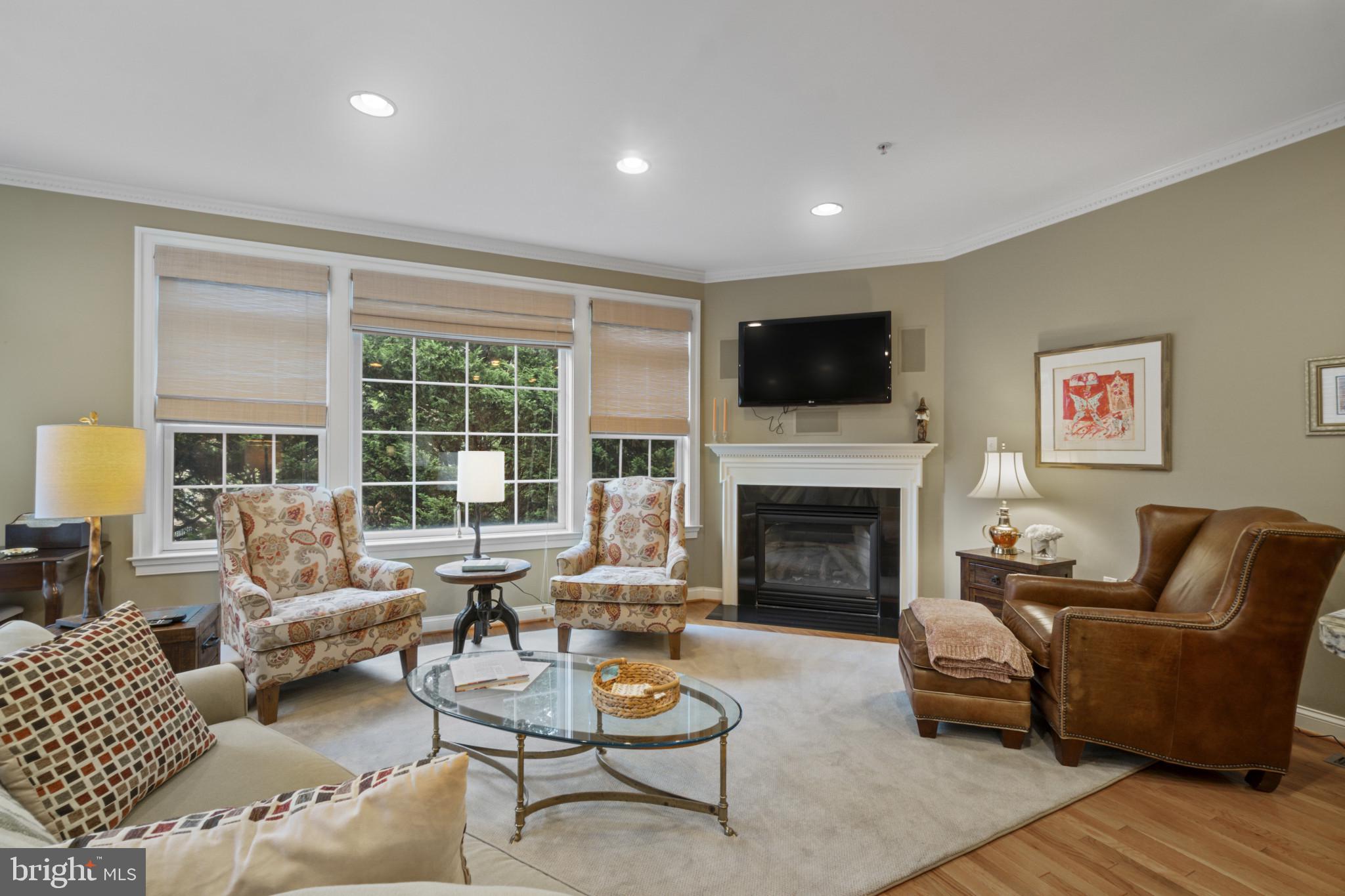 DUNLOY TOWNHOME - Residential