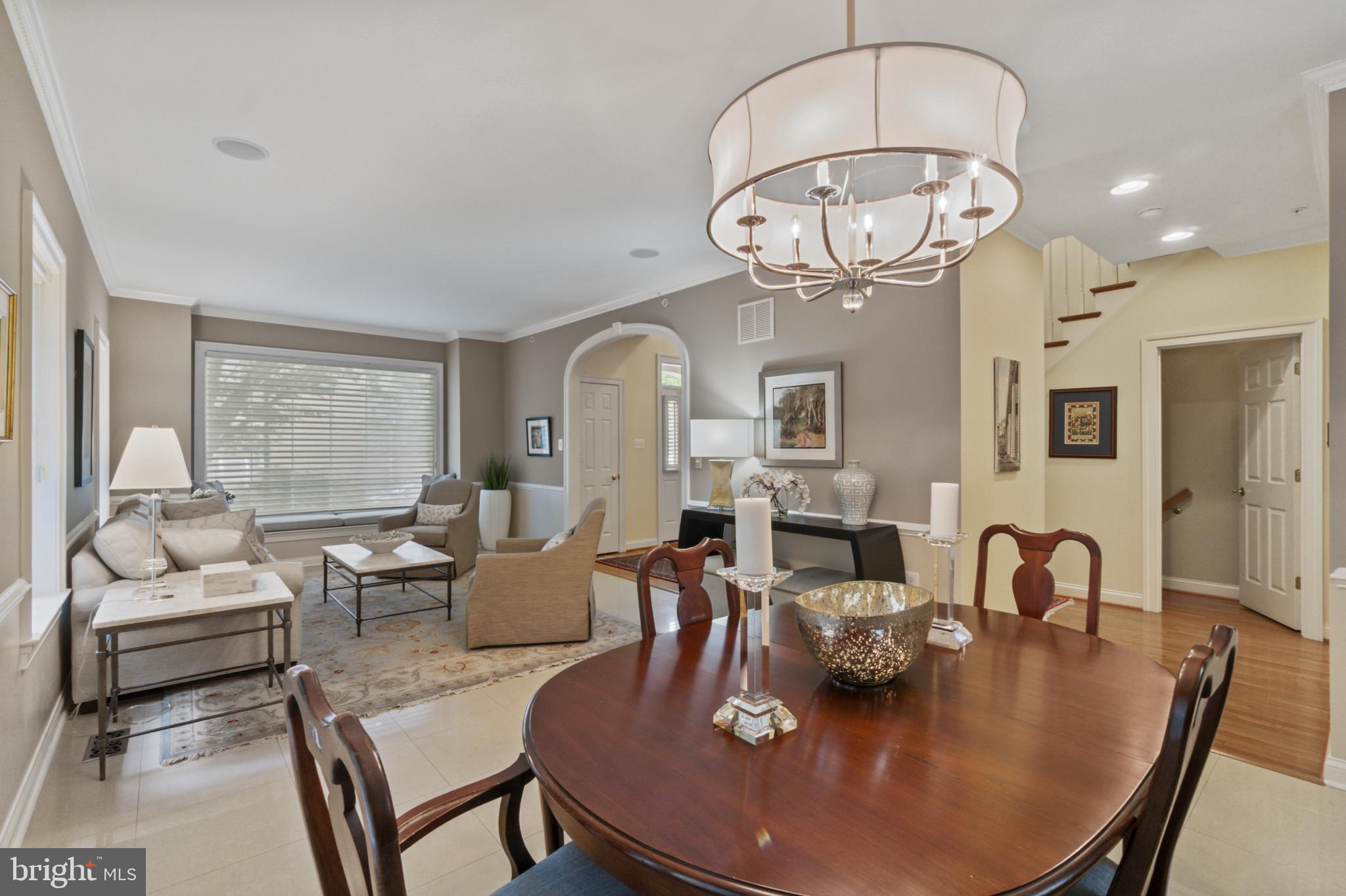 DUNLOY TOWNHOME - Residential