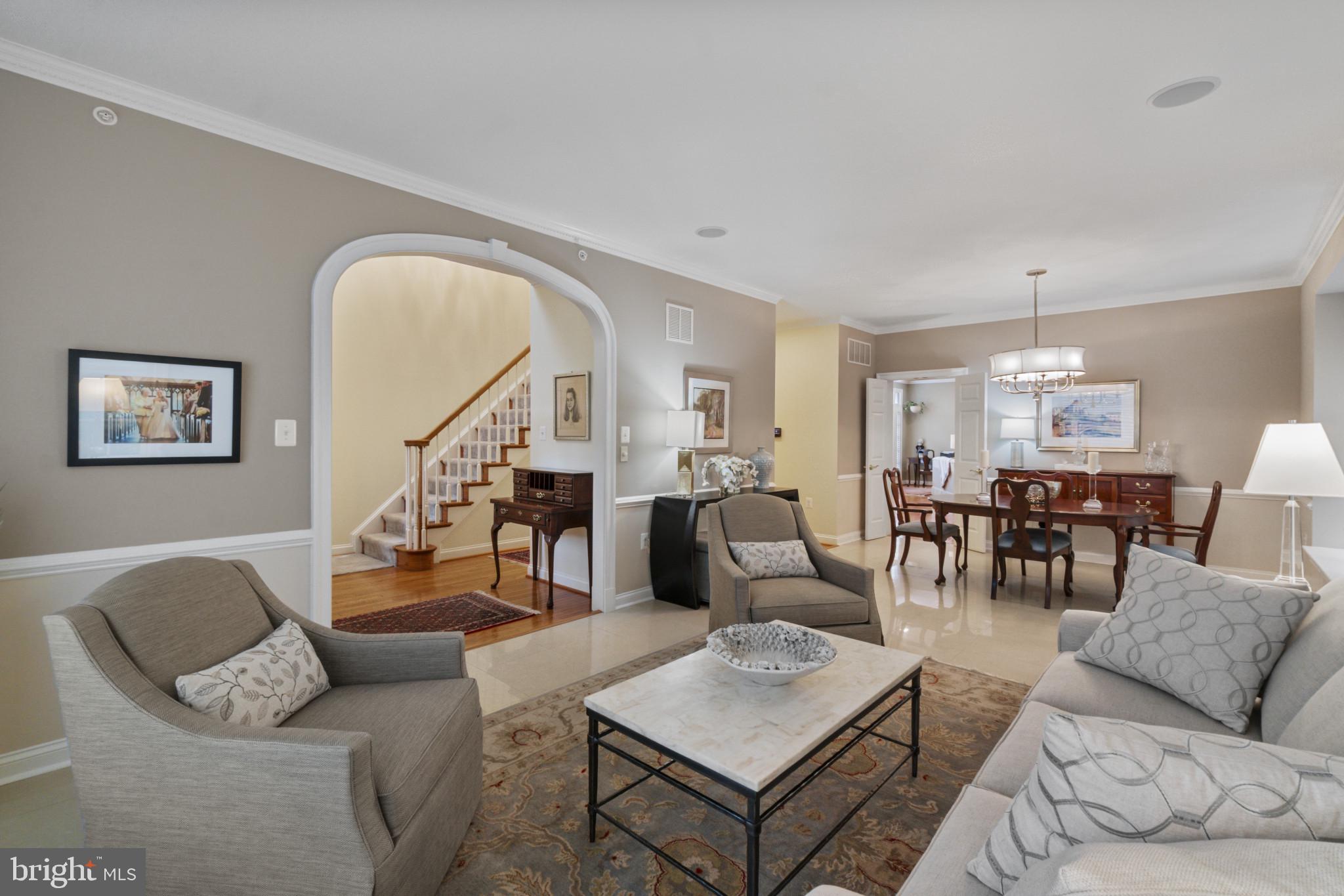 DUNLOY TOWNHOME - Residential