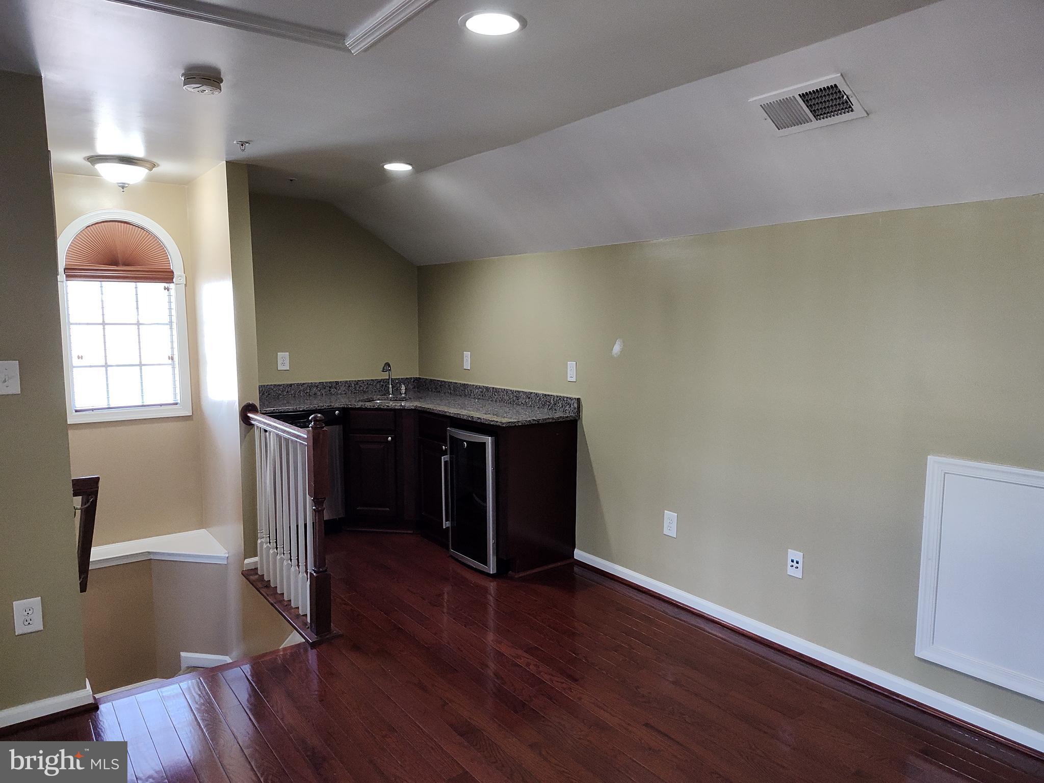 BUCKINGHAM - Residential Lease