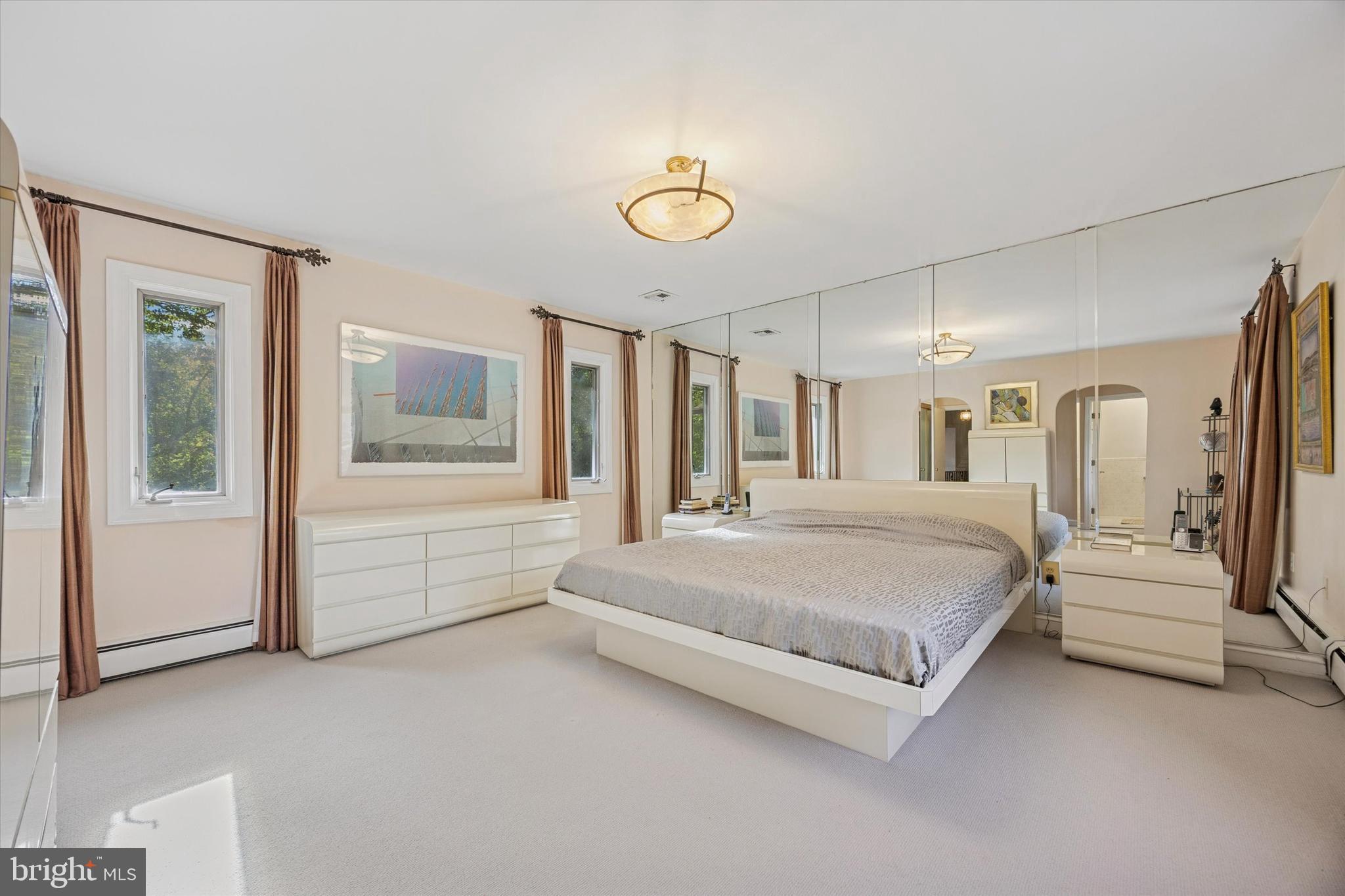 WYNNEWOOD - Residential