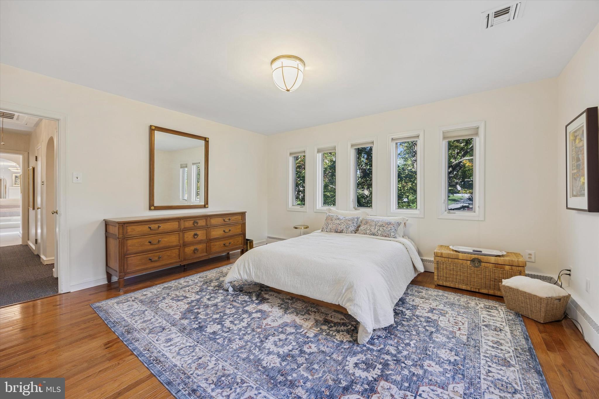 WYNNEWOOD - Residential