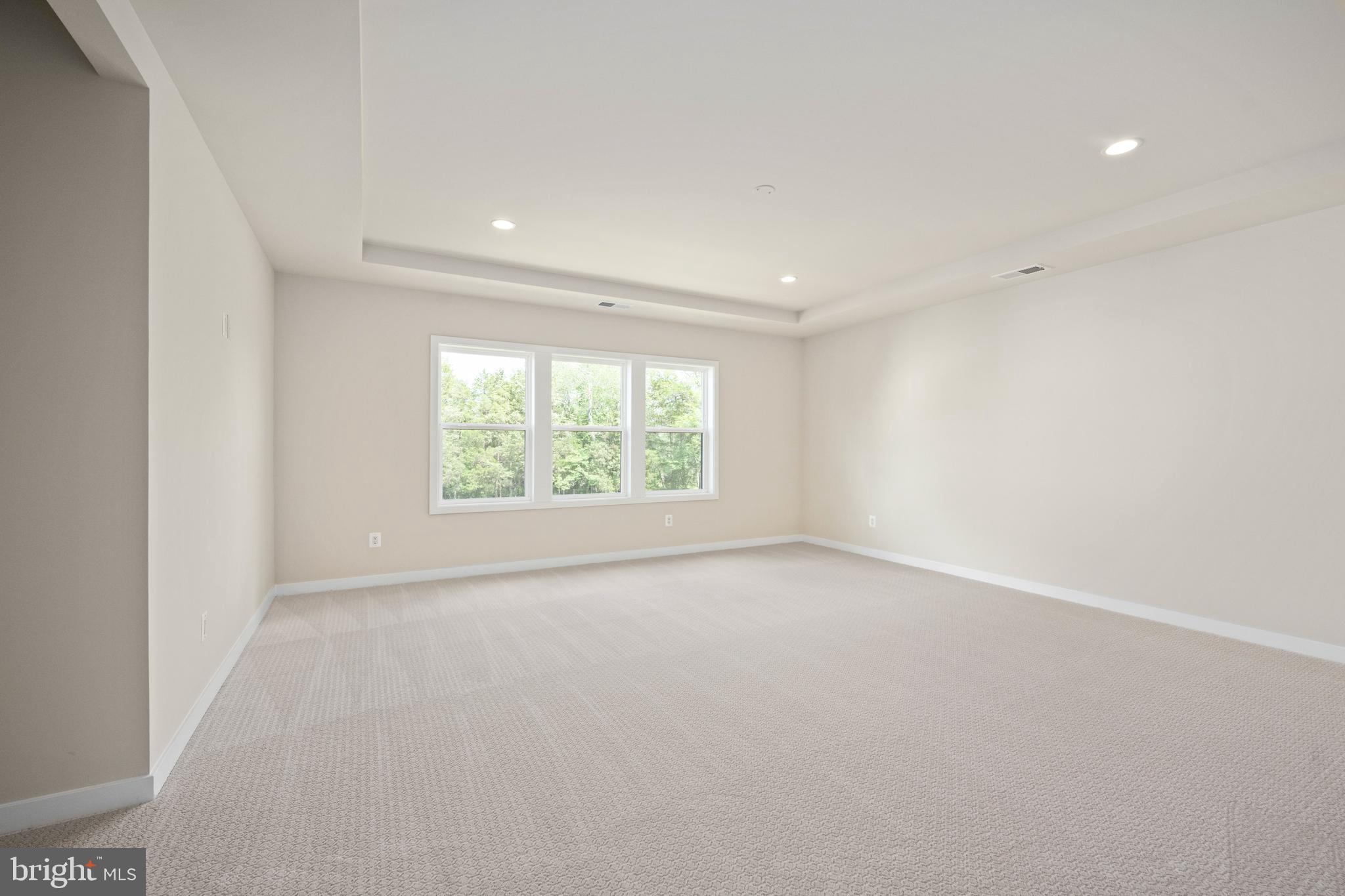 PARKSIDE VILLAGE - Residential