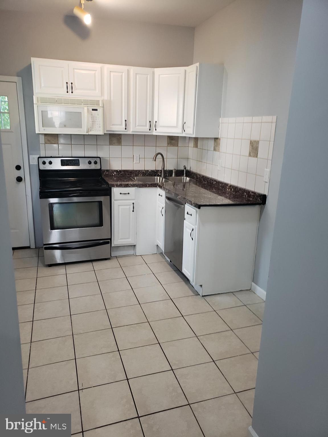 NORRIS SQUARE - Residential