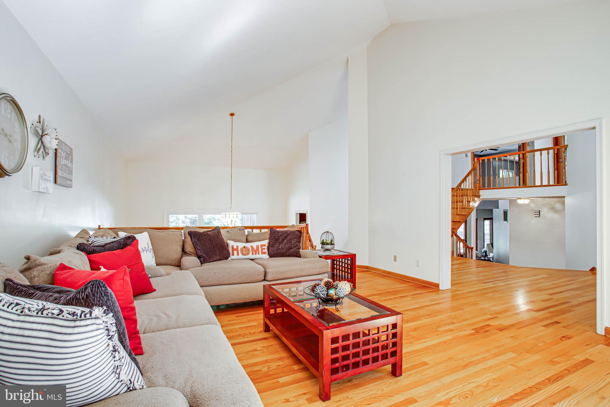 MEADOW CREEK MANOR - Residential