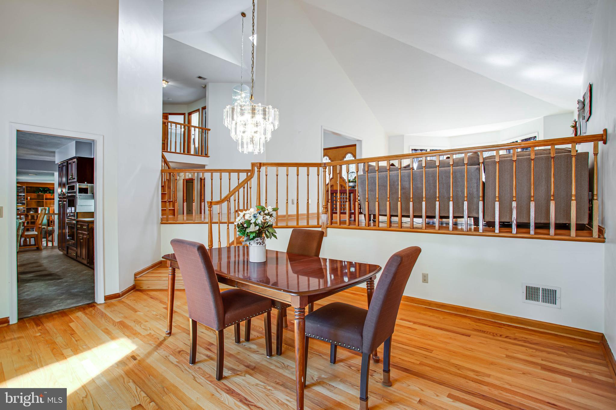 MEADOW CREEK MANOR - Residential