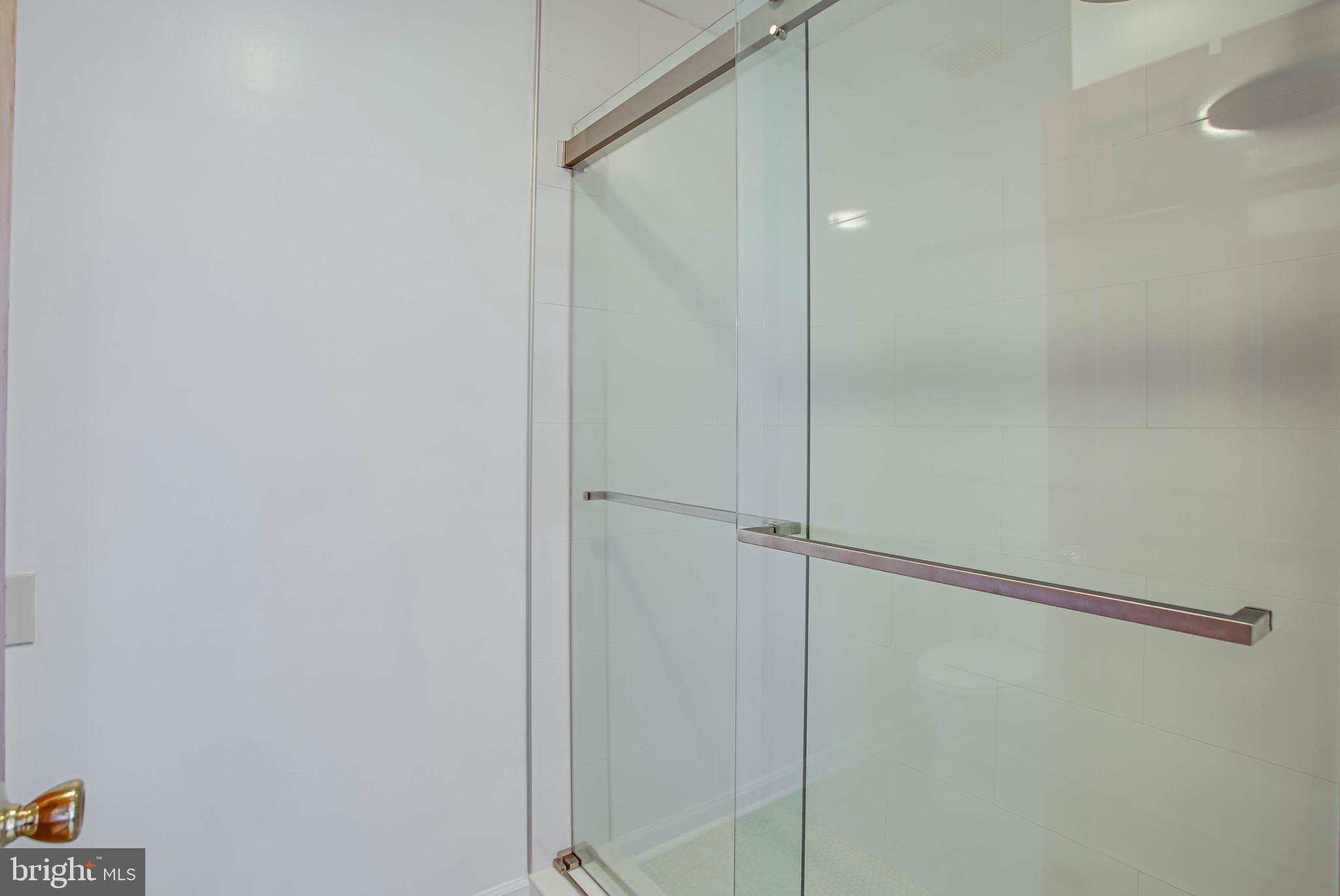 MEADOW CREEK MANOR - Residential