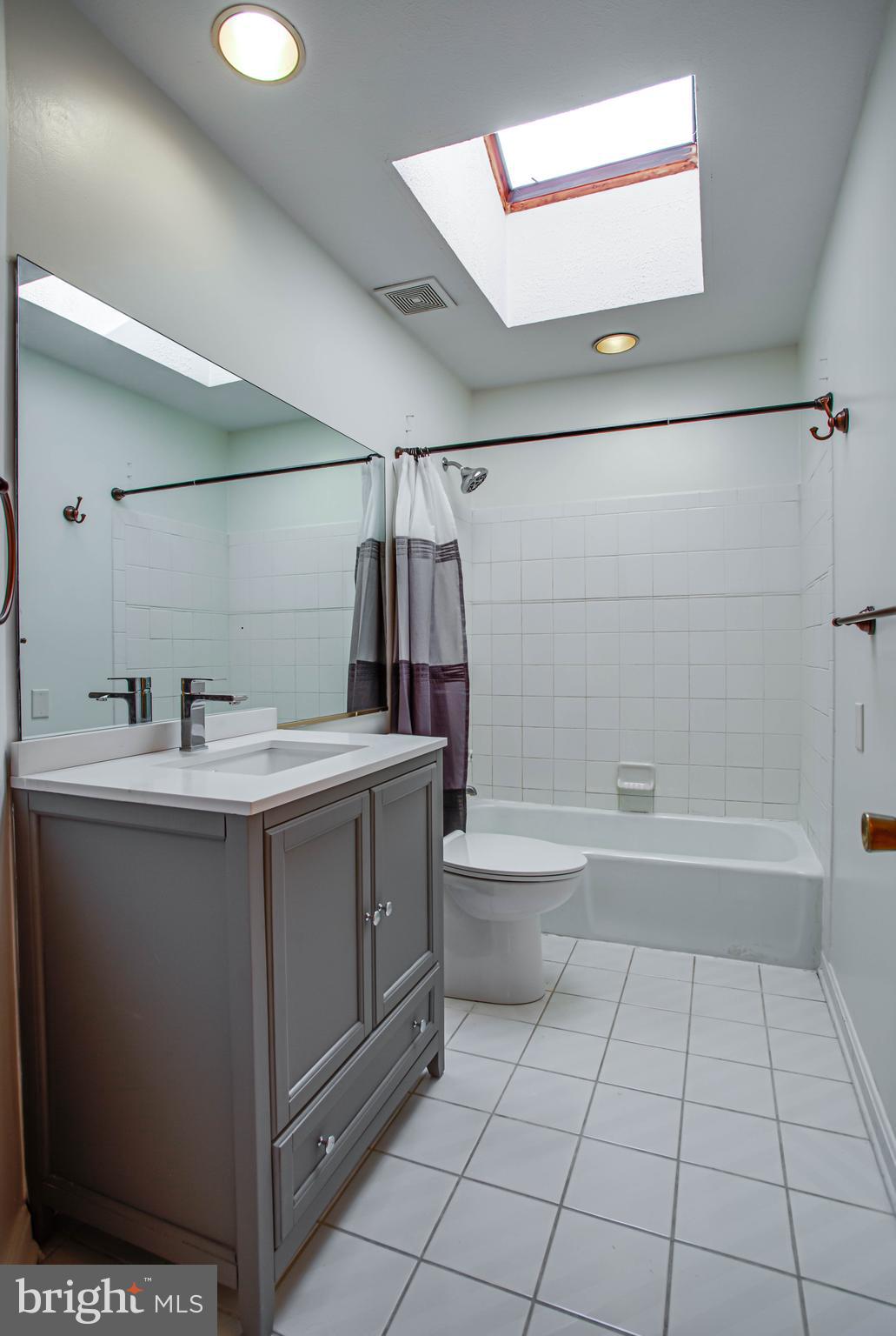 MEADOW CREEK MANOR - Residential