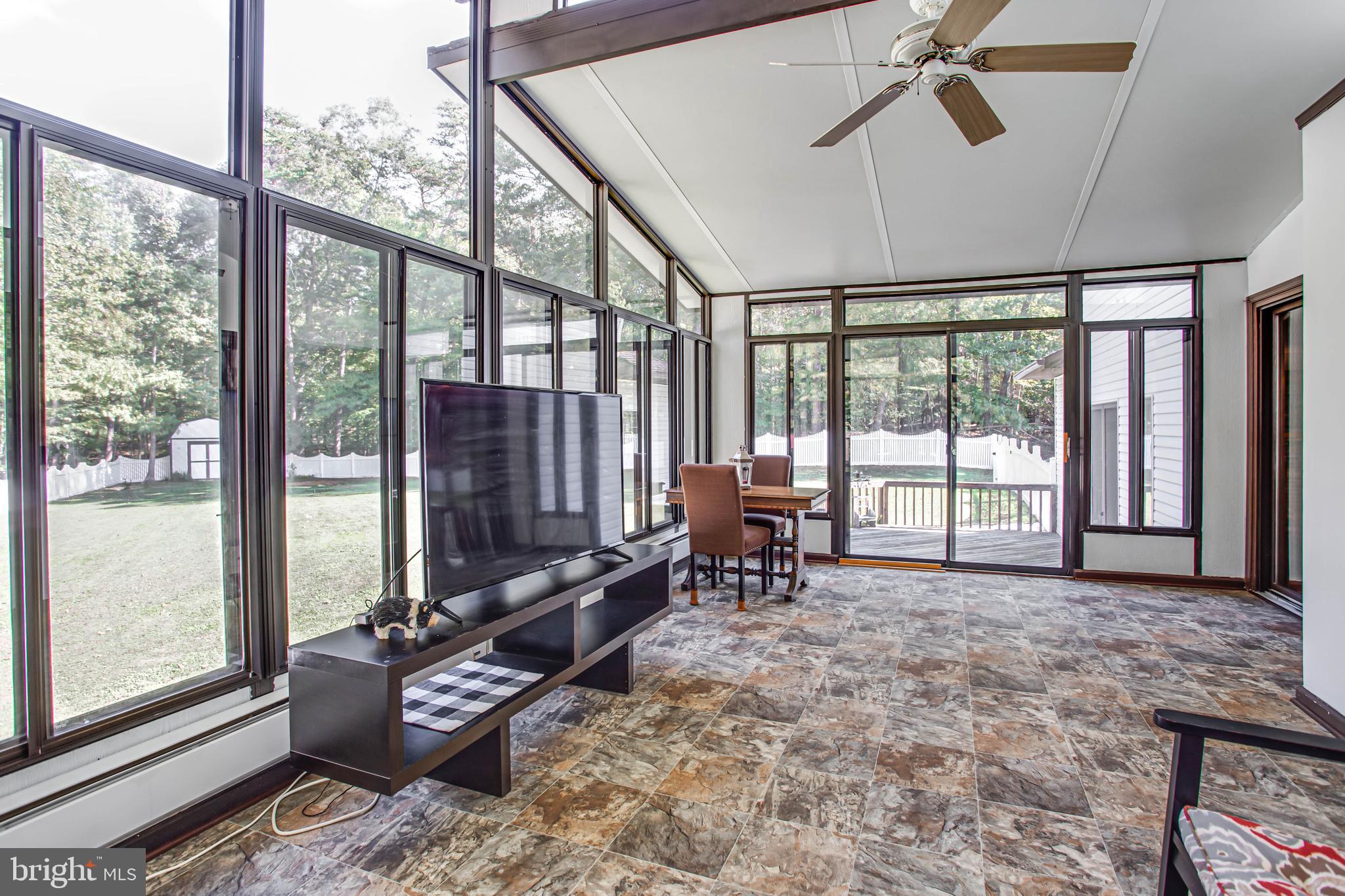 MEADOW CREEK MANOR - Residential