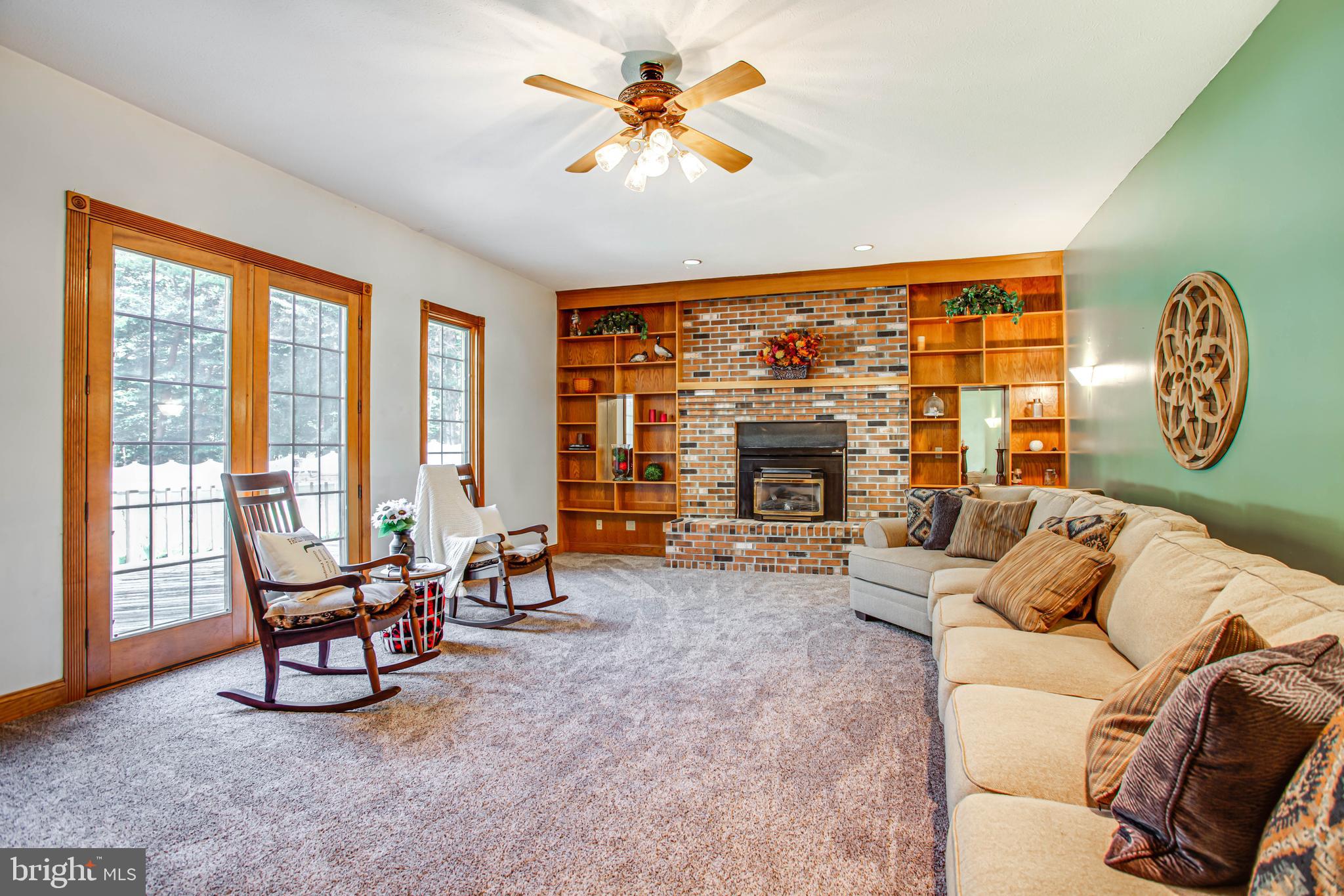 MEADOW CREEK MANOR - Residential