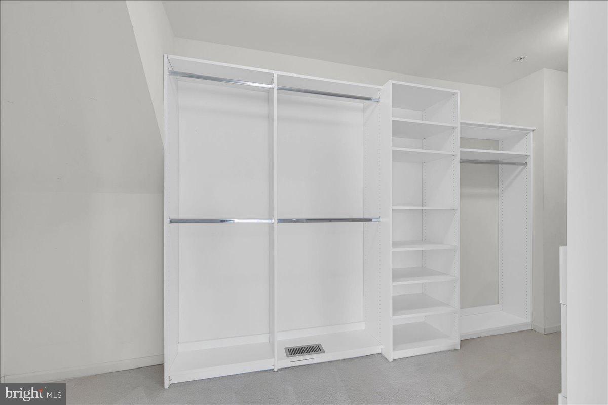 WHITELAND WOODS - Residential