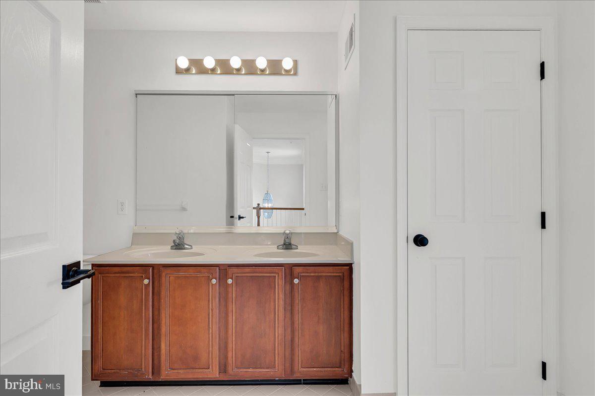 WHITELAND WOODS - Residential