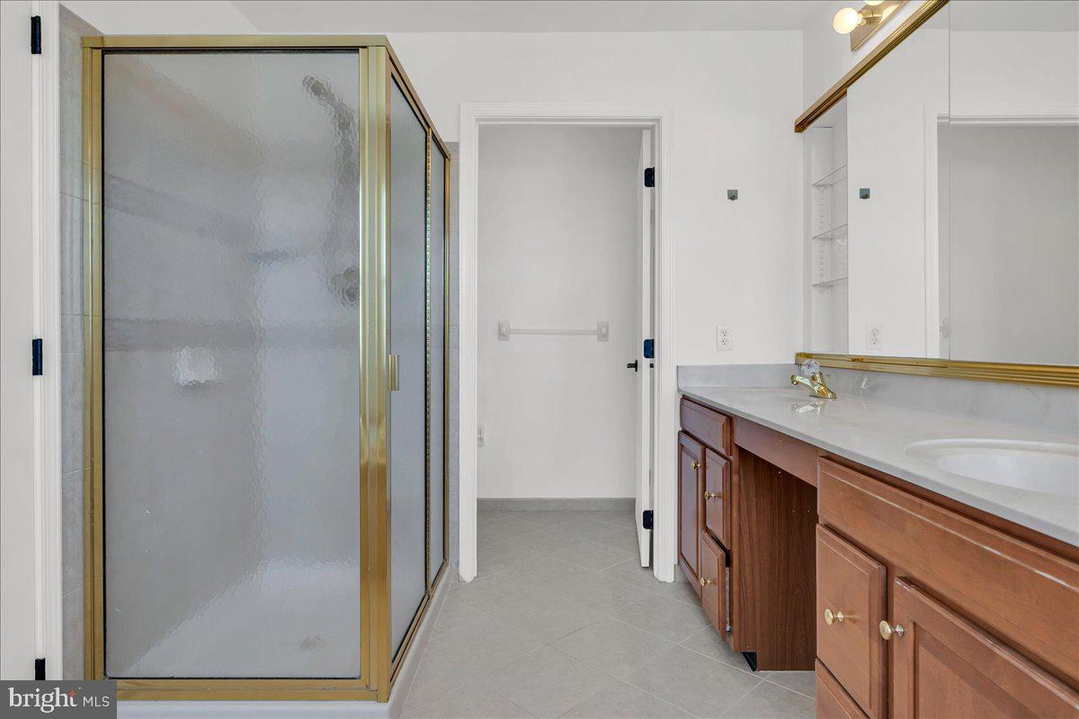 WHITELAND WOODS - Residential