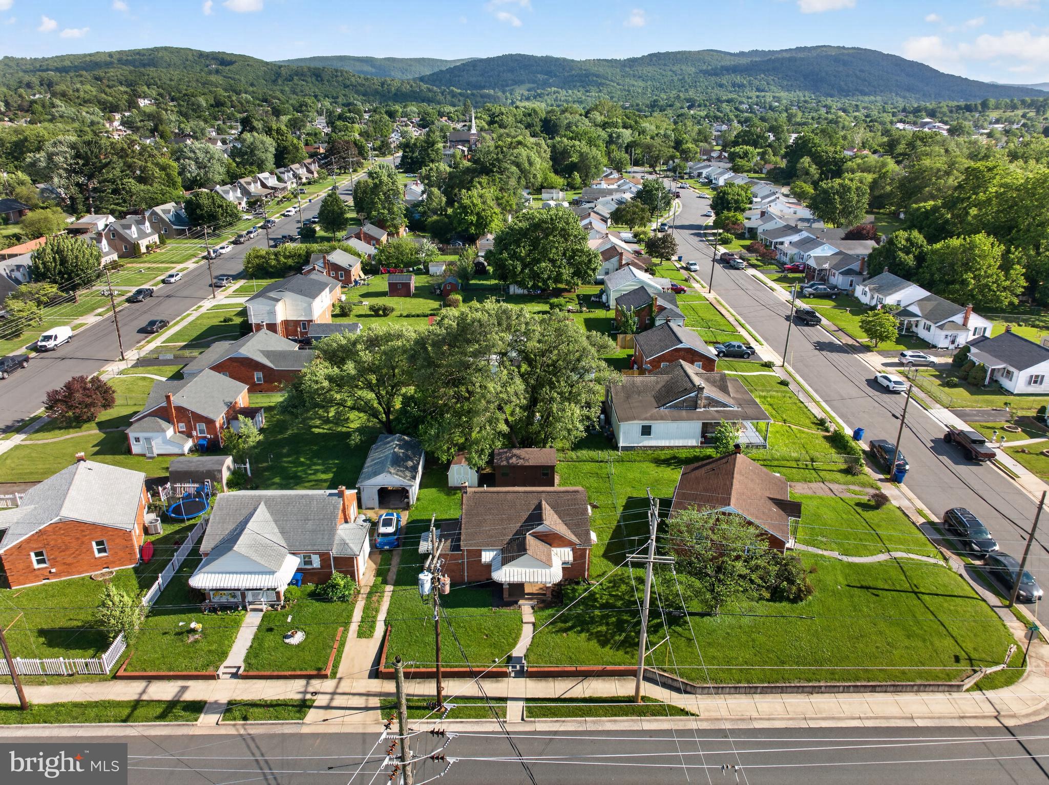 DOWNING ESTATES - Residential