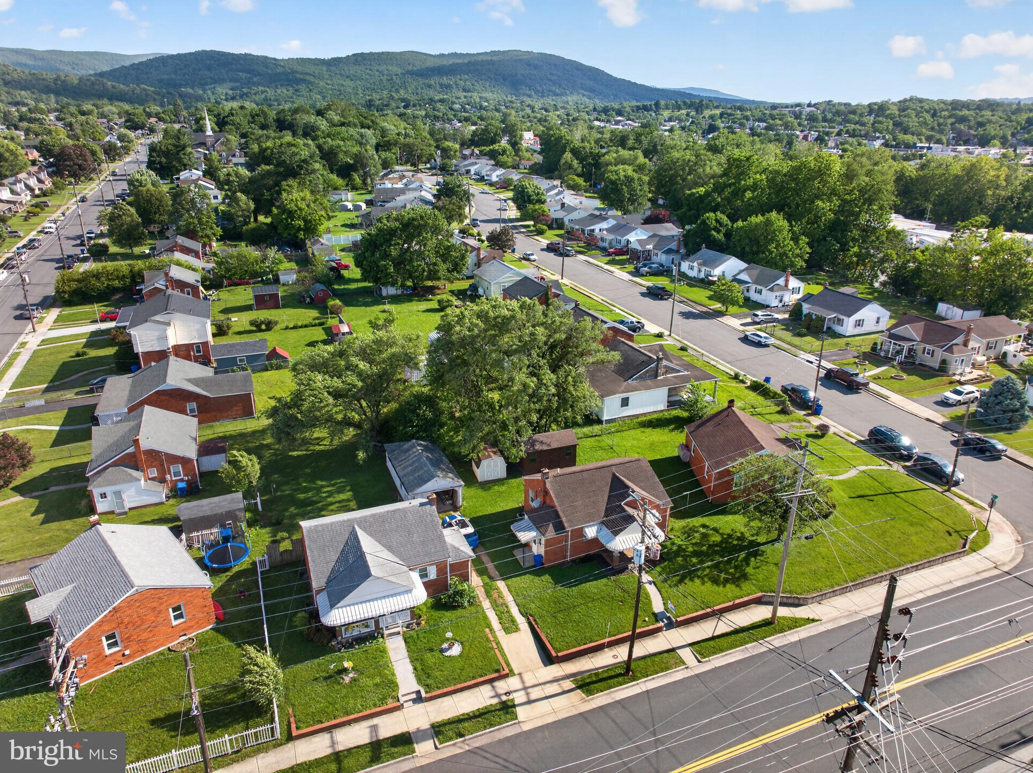 DOWNING ESTATES - Residential