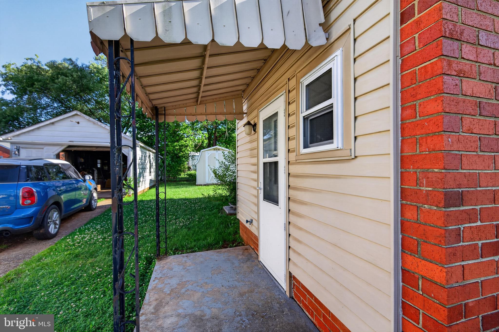 DOWNING ESTATES - Residential