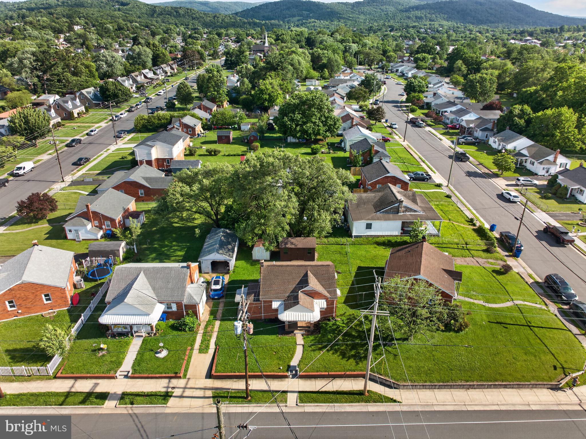 DOWNING ESTATES - Residential