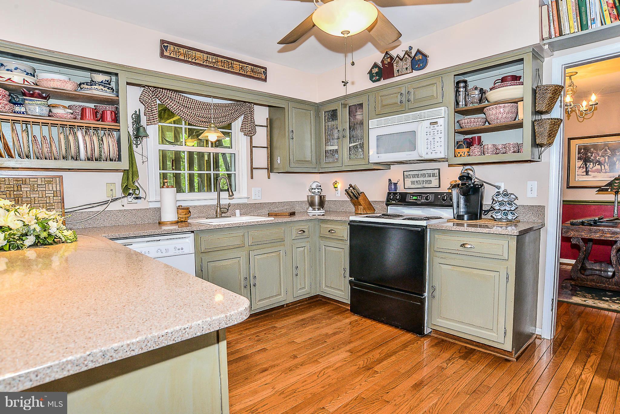 NEWINGTON WOODS - Residential