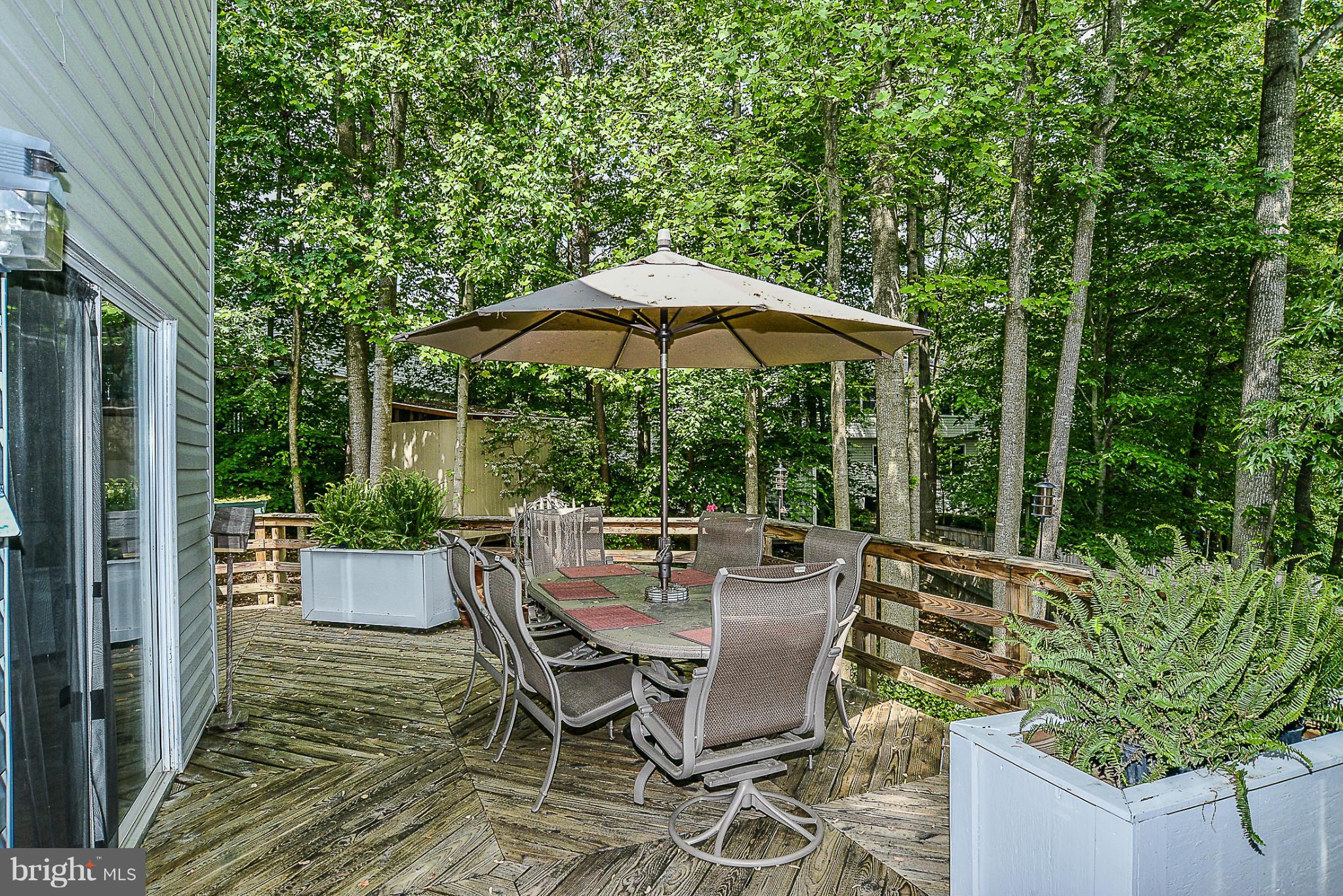 NEWINGTON WOODS - Residential