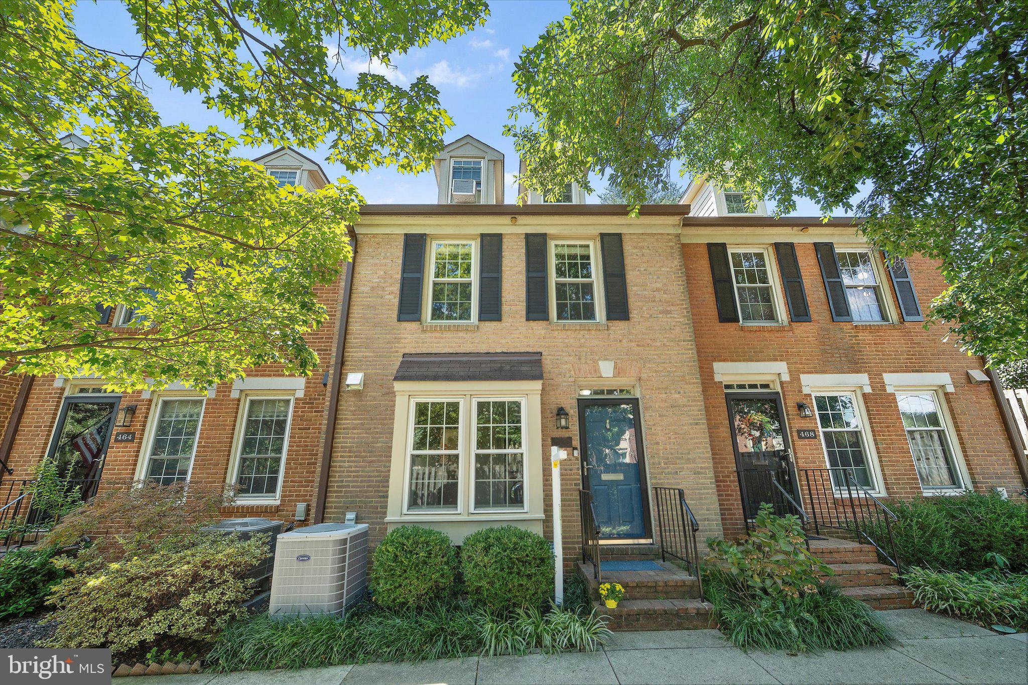 466 W GLEBE ROAD