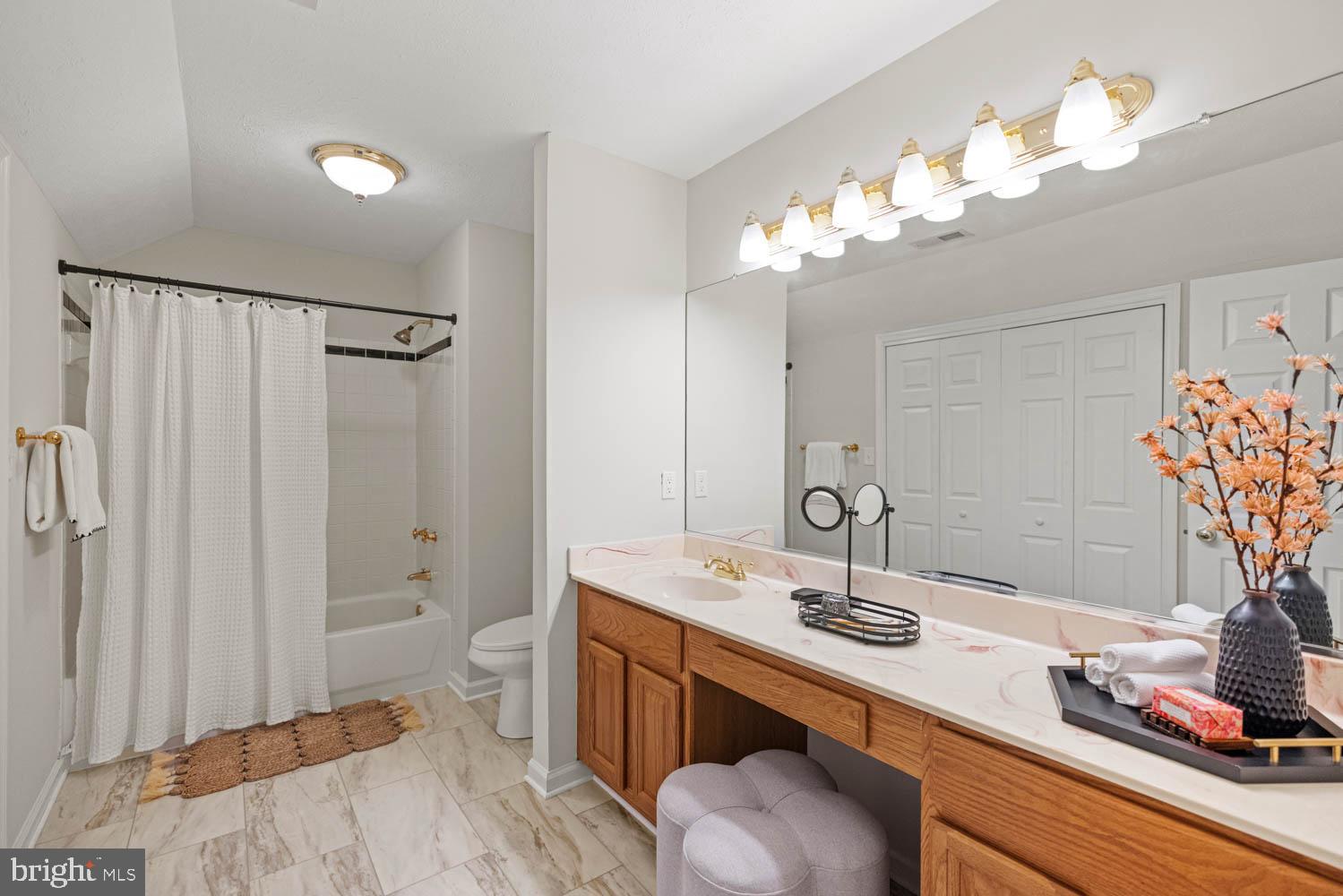 ESTATES OF LEE-JACKSON - Residential