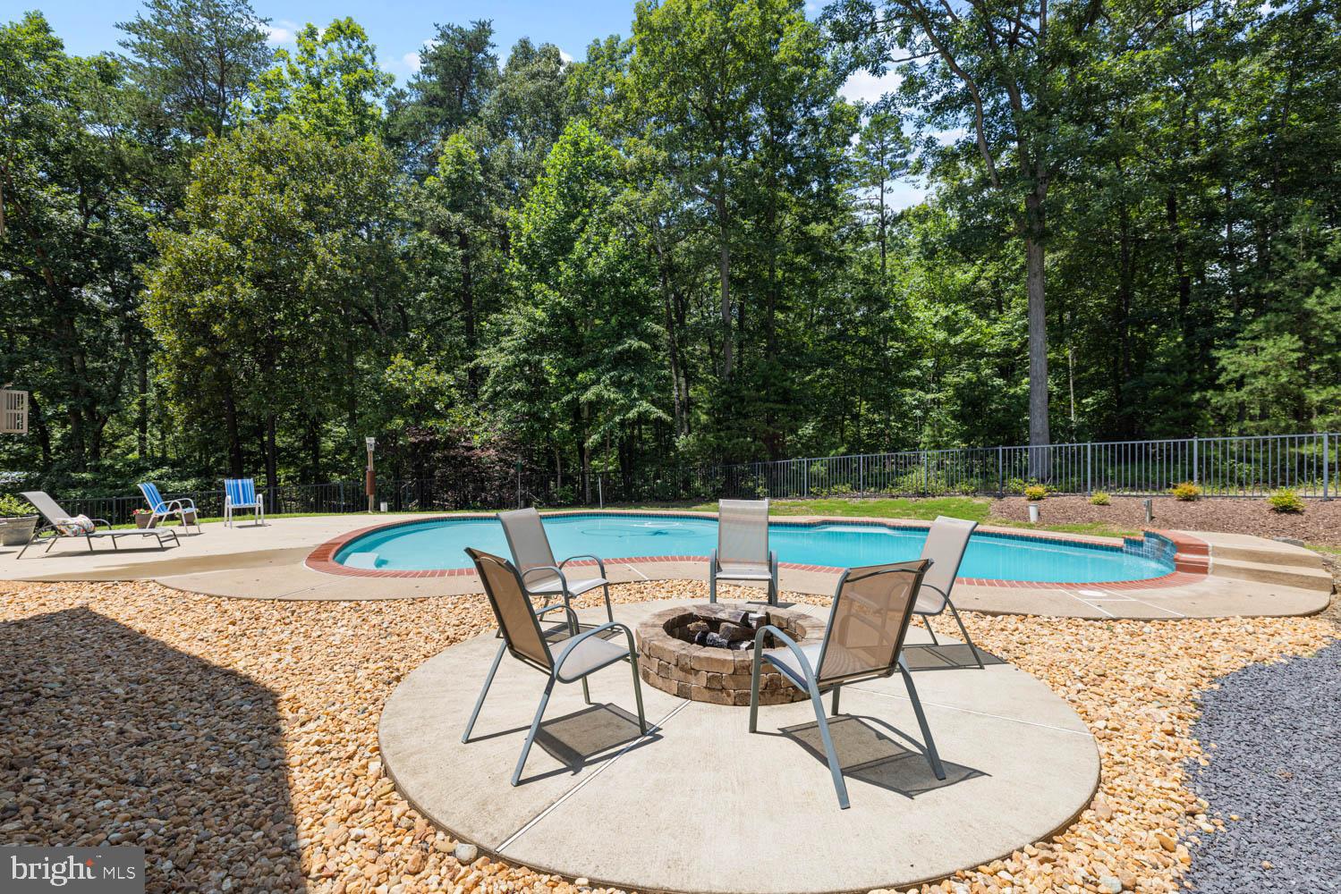 ESTATES OF LEE-JACKSON - Residential