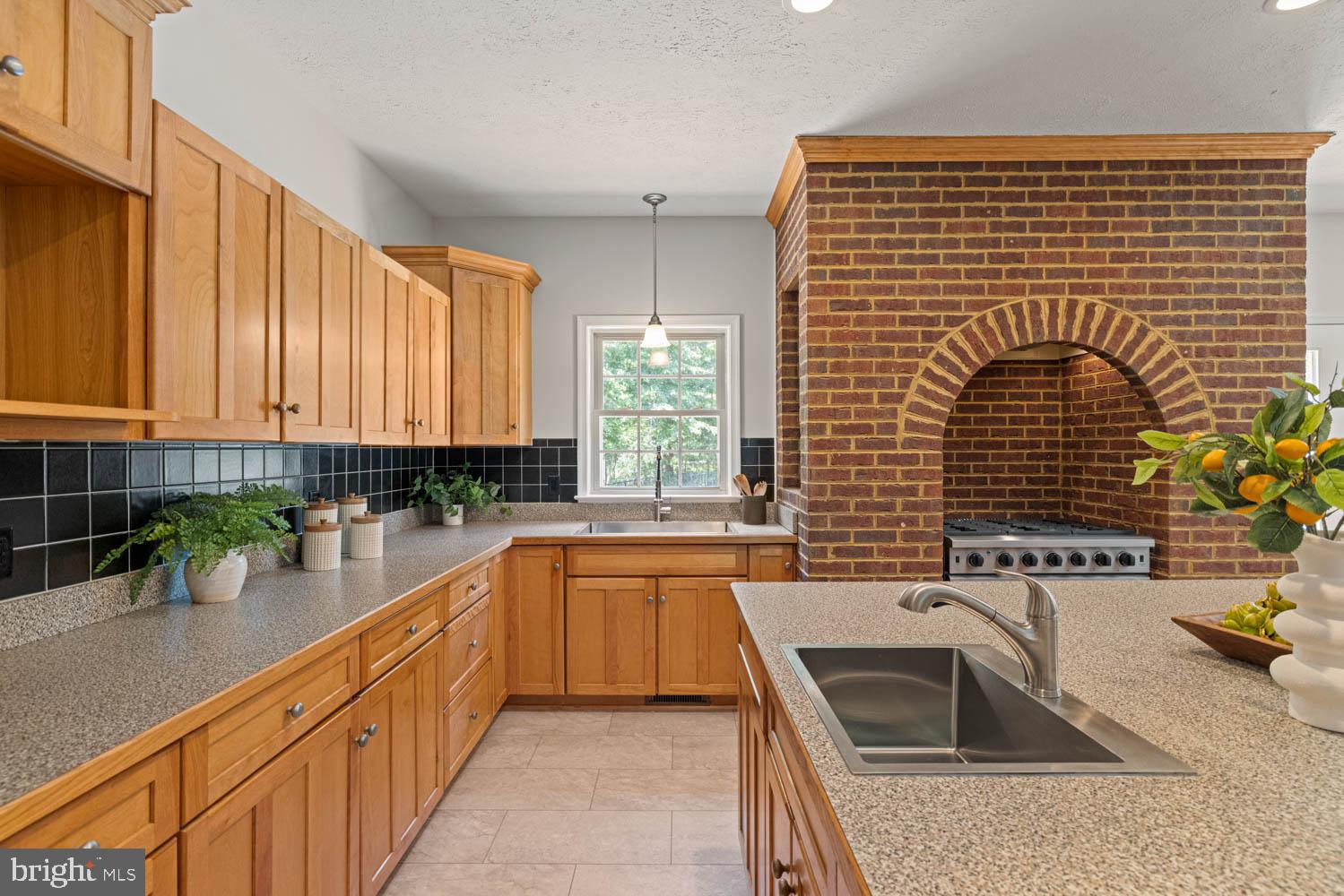 ESTATES OF LEE-JACKSON - Residential