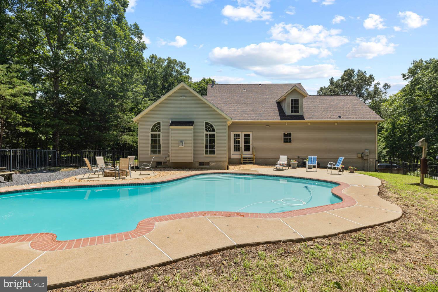 ESTATES OF LEE-JACKSON - Residential