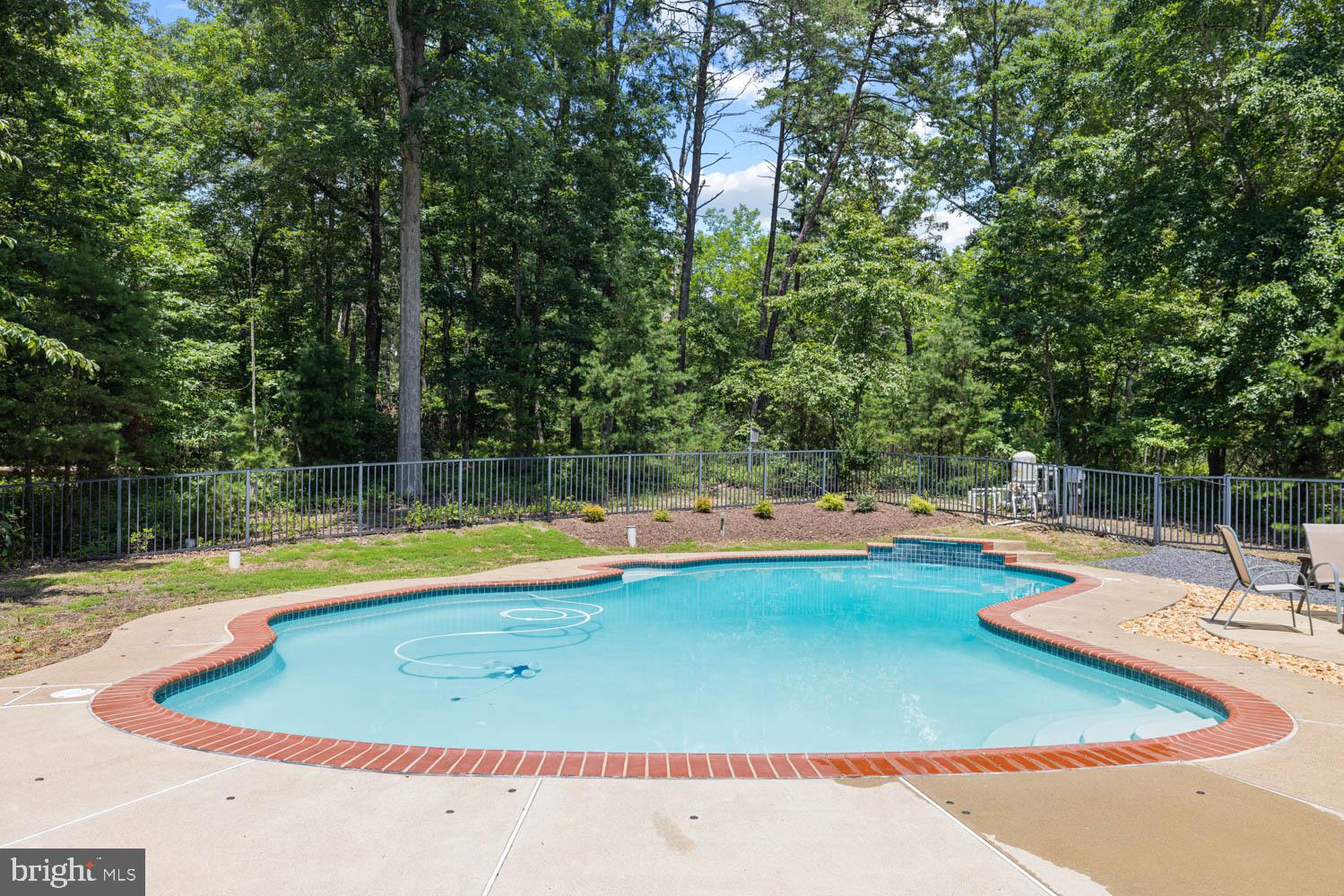 ESTATES OF LEE-JACKSON - Residential