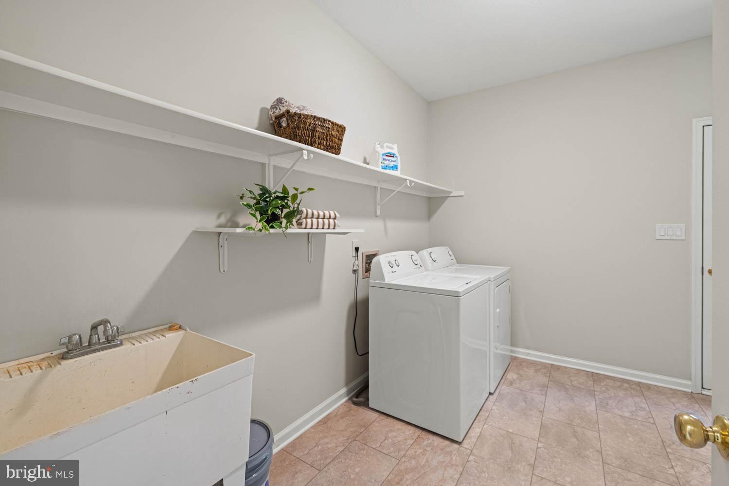 ESTATES OF LEE-JACKSON - Residential