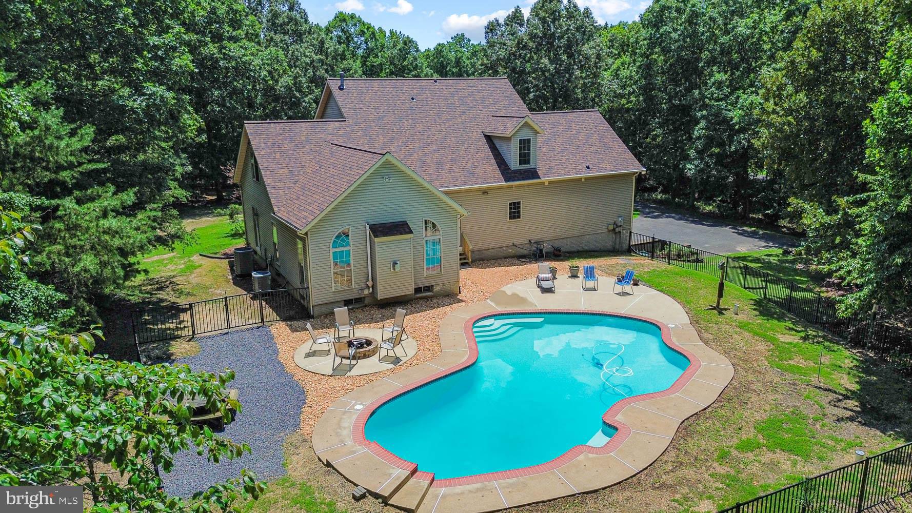 ESTATES OF LEE-JACKSON - Residential