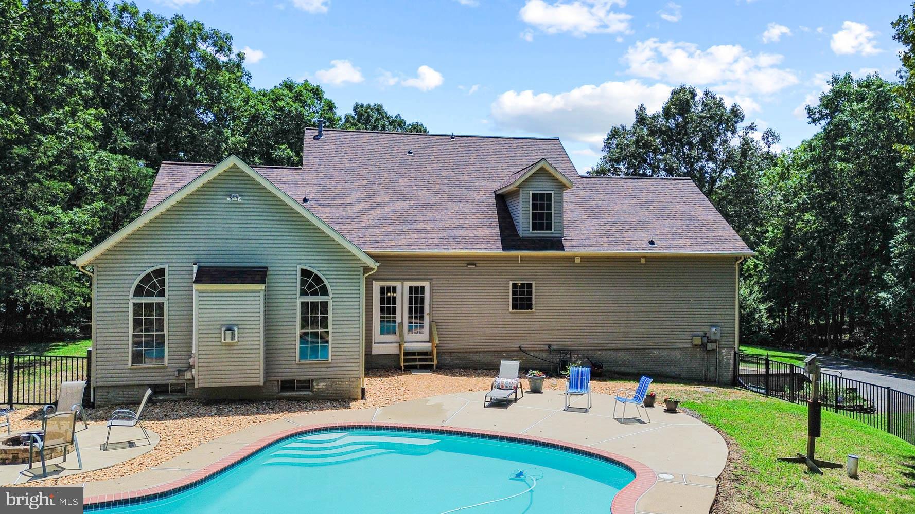 ESTATES OF LEE-JACKSON - Residential