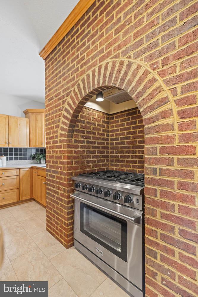 ESTATES OF LEE-JACKSON - Residential