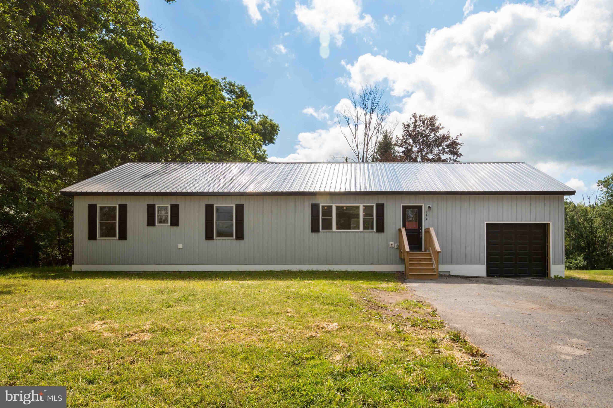 1407 BROADFORD ROAD