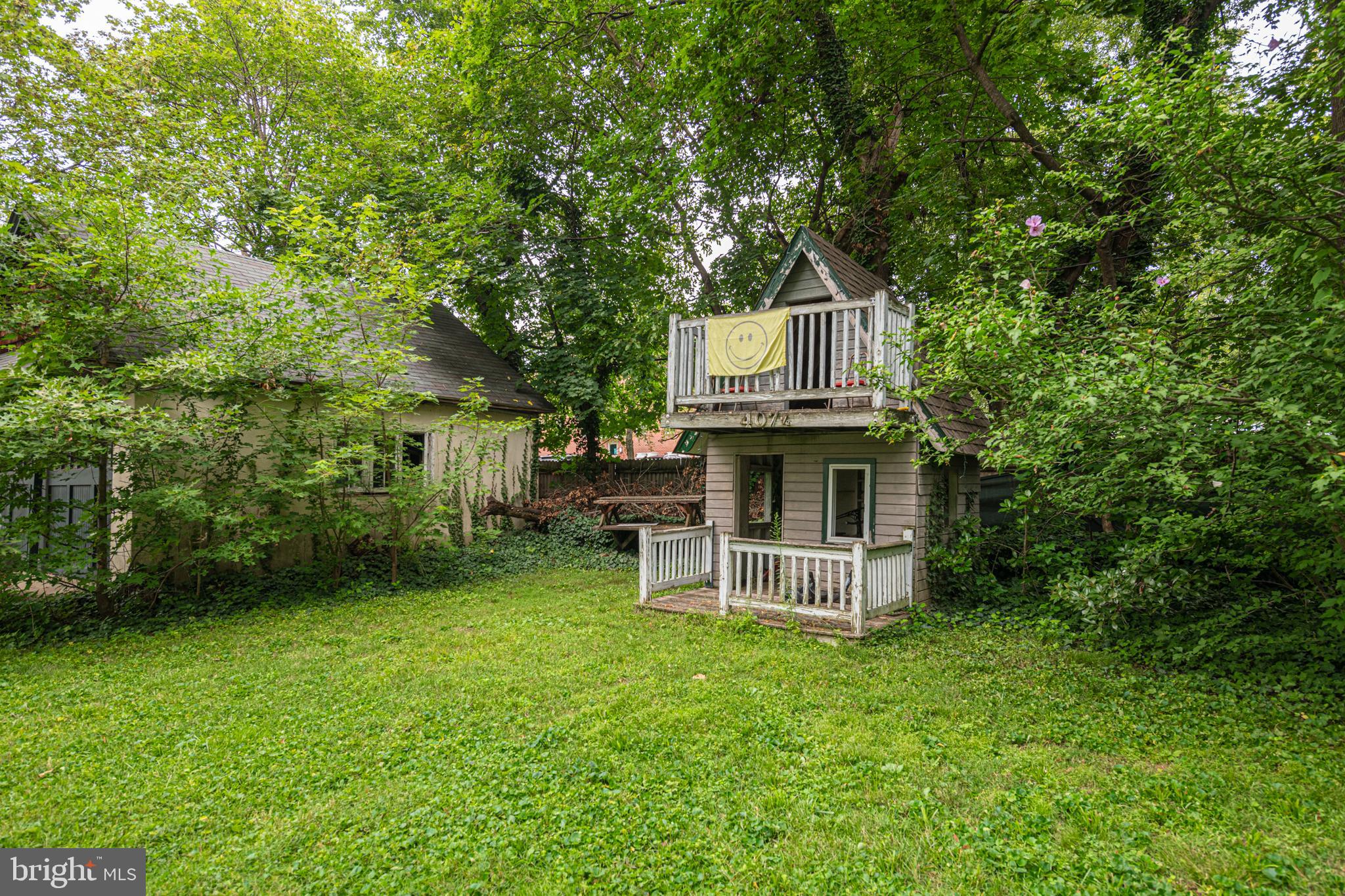 SOUTH WAYNE - Residential