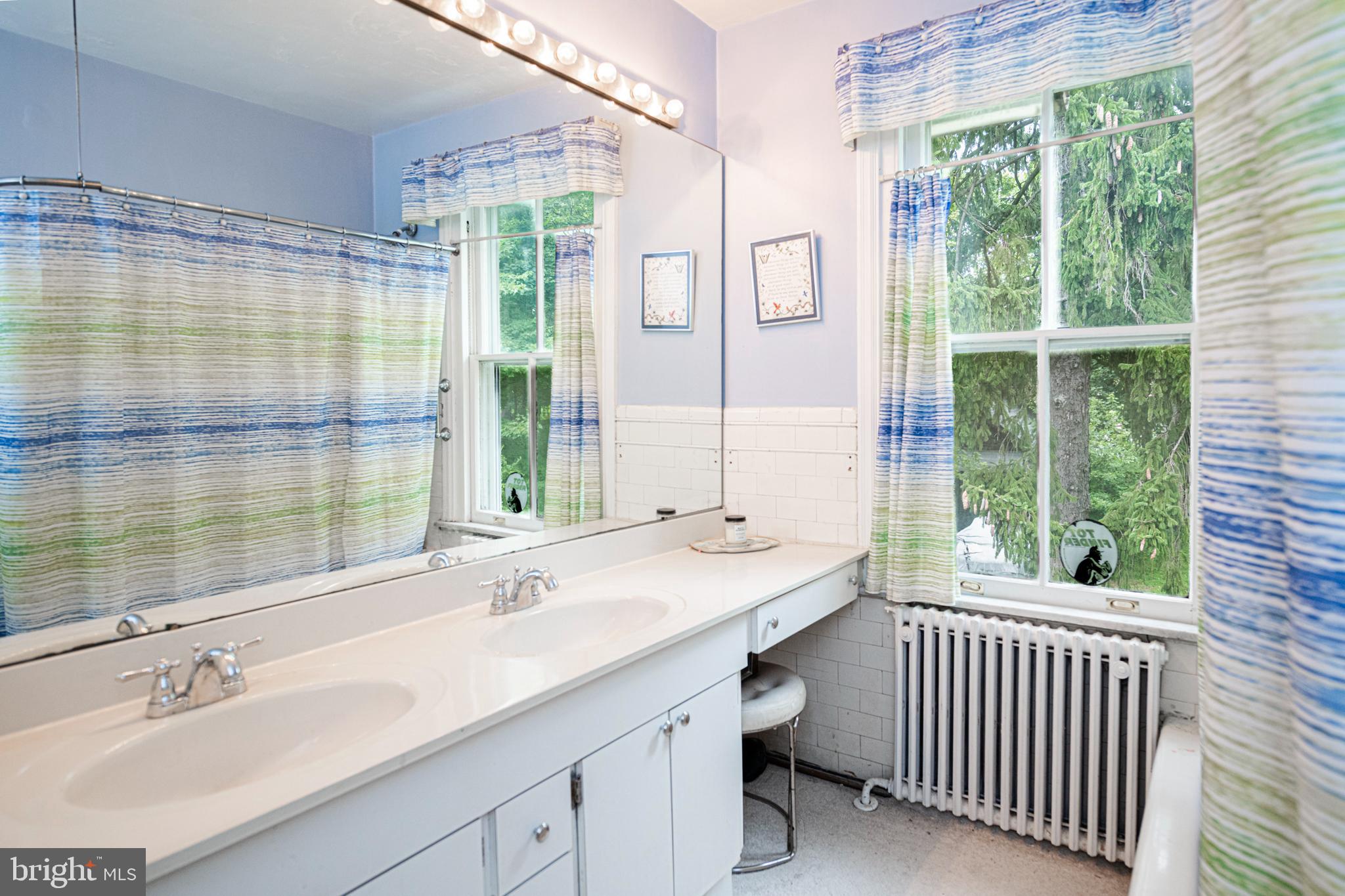 SOUTH WAYNE - Residential