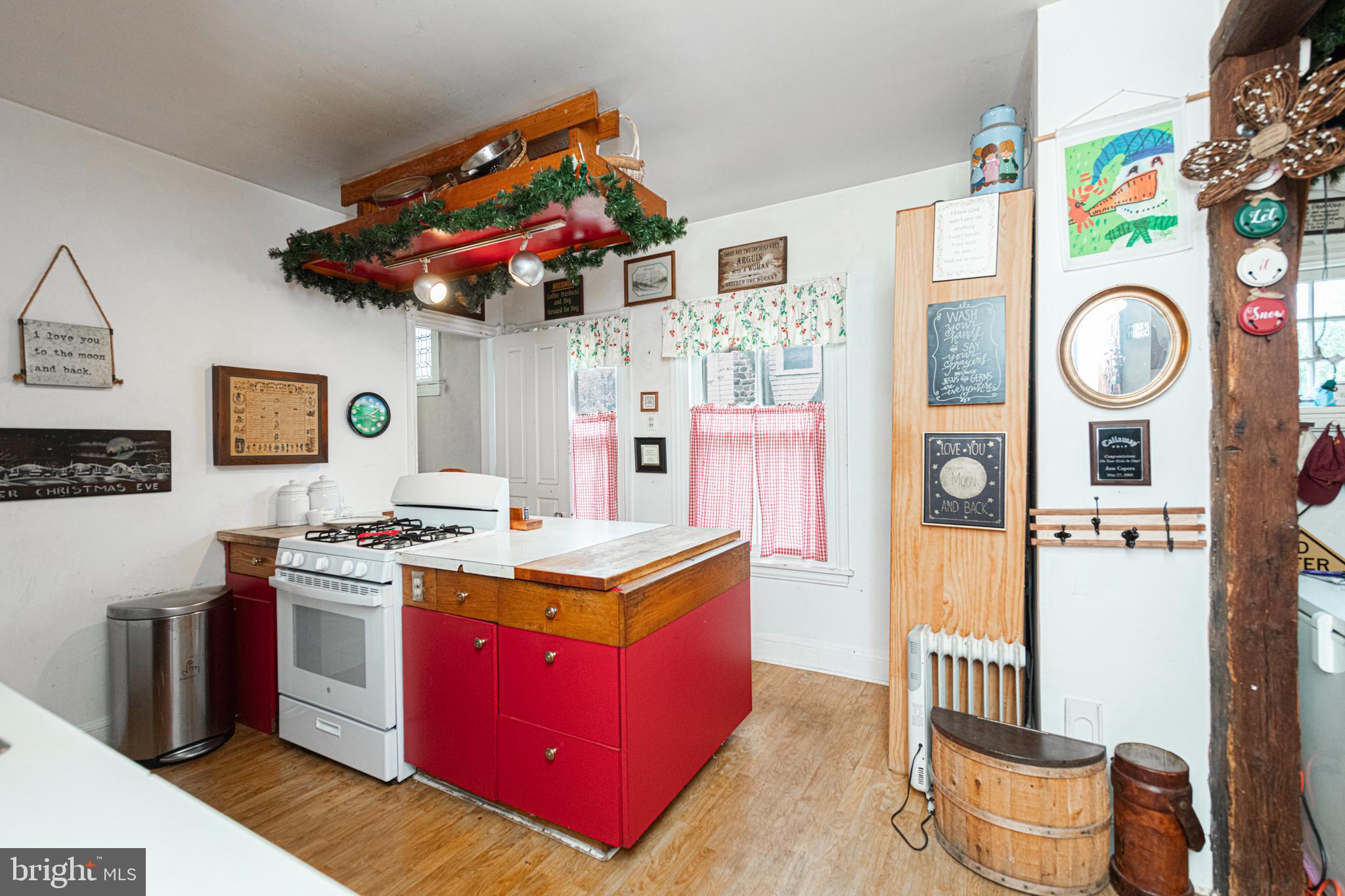 SOUTH WAYNE - Residential